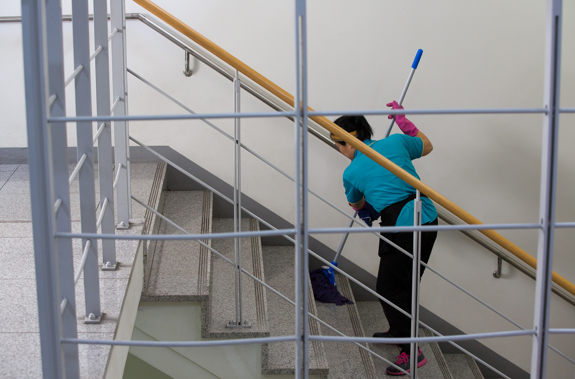 사회;세태;사건사고;연세대학교;연세대청소노동자;청소노동자;경비노동자;대학인원감축;연세대점거농성;노사갈등;간접고용;청소노동자구조조정