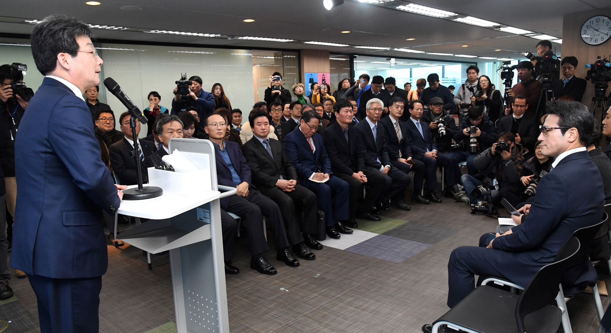 정치;국회;유승민;바른정당창당1주년