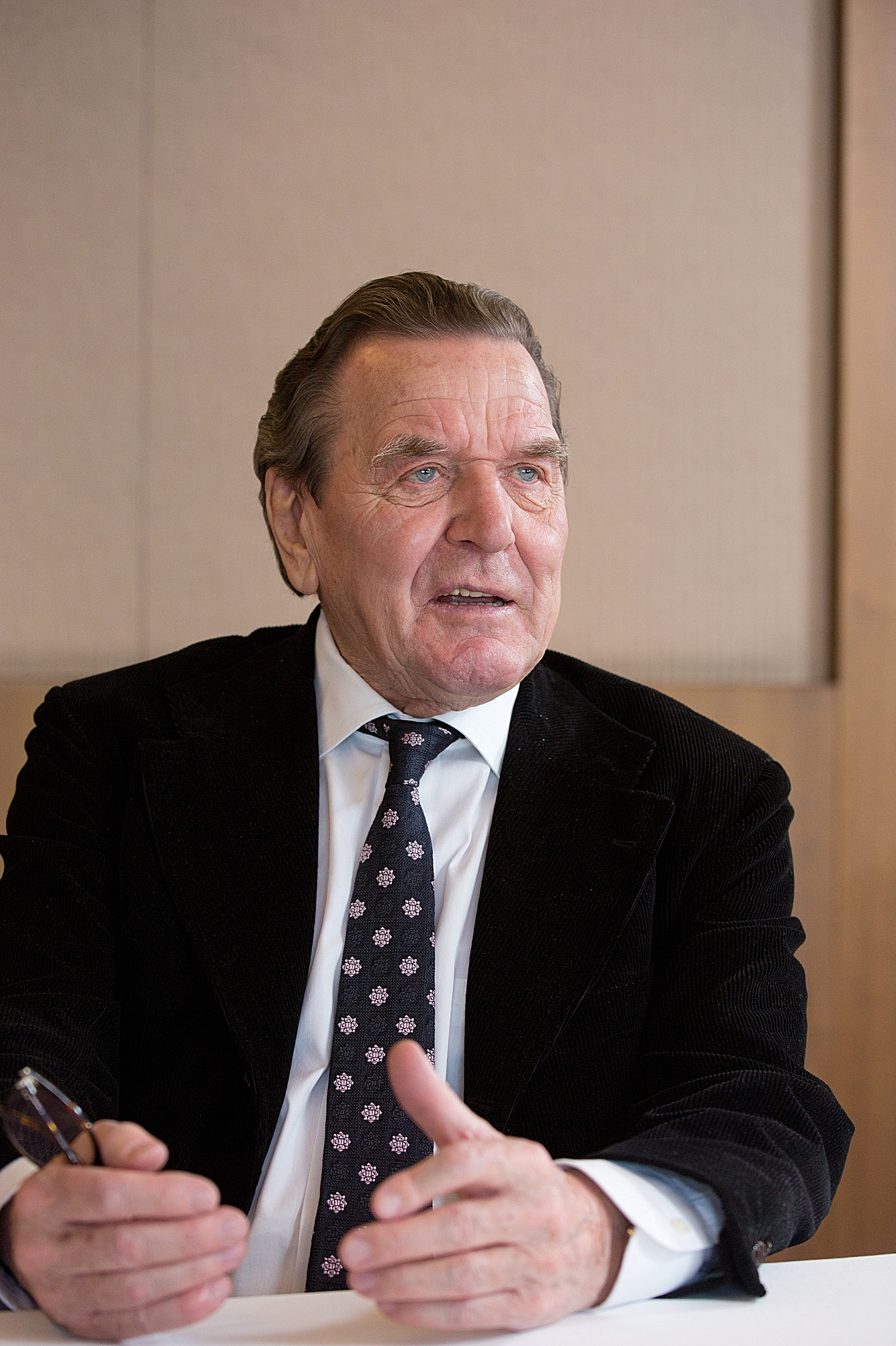 슈뢰더;독일;전총리;결혼;김소연