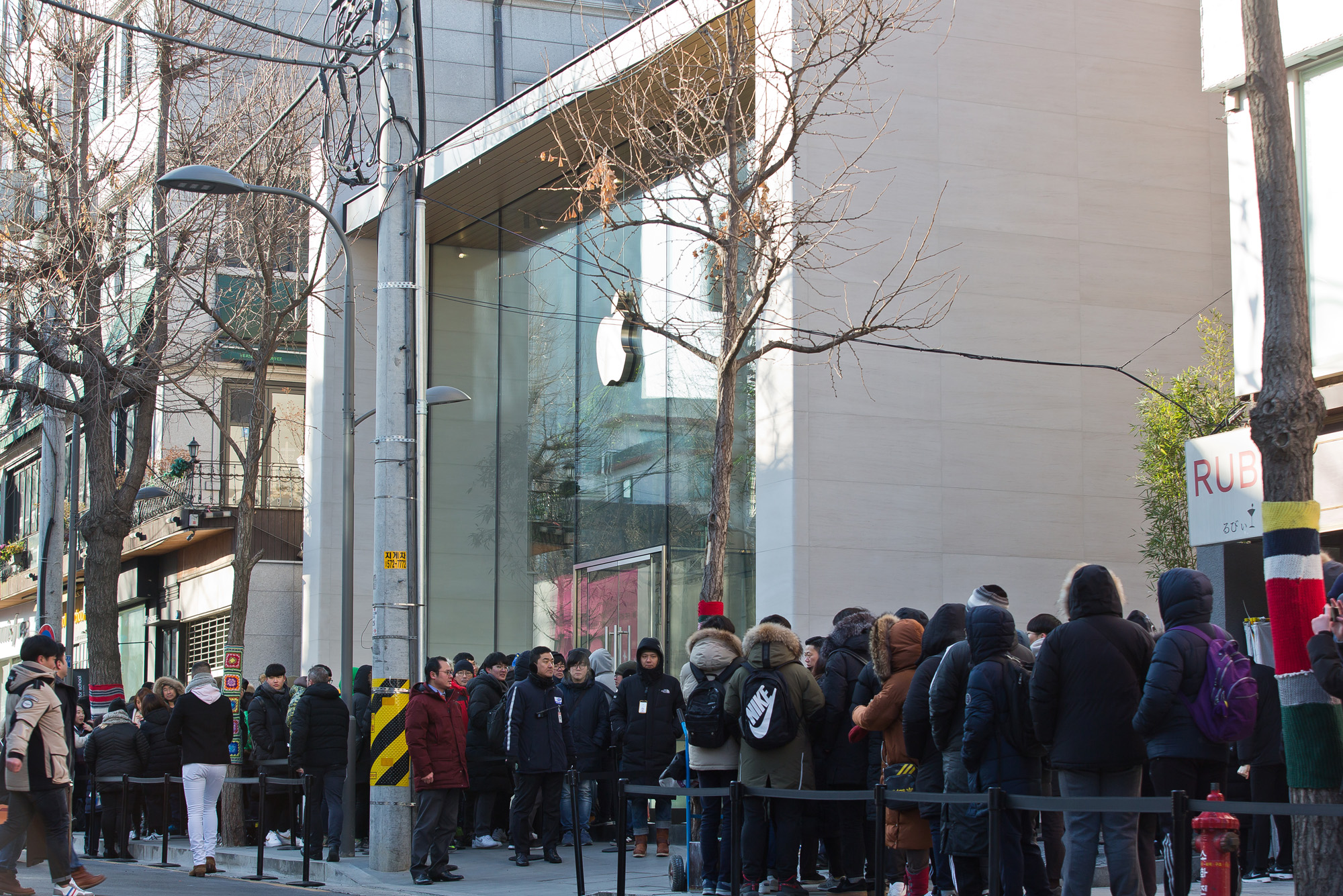 경제;IT;정보통신;전자제품;기업;애플;apple;애플스토어;국내애플스토어개장;지니어스바;애플가로수길