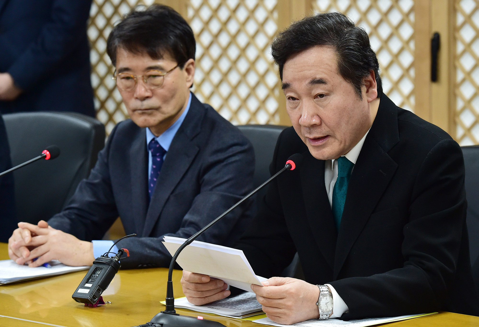 정치;당정청협의회;추미애;이낙연