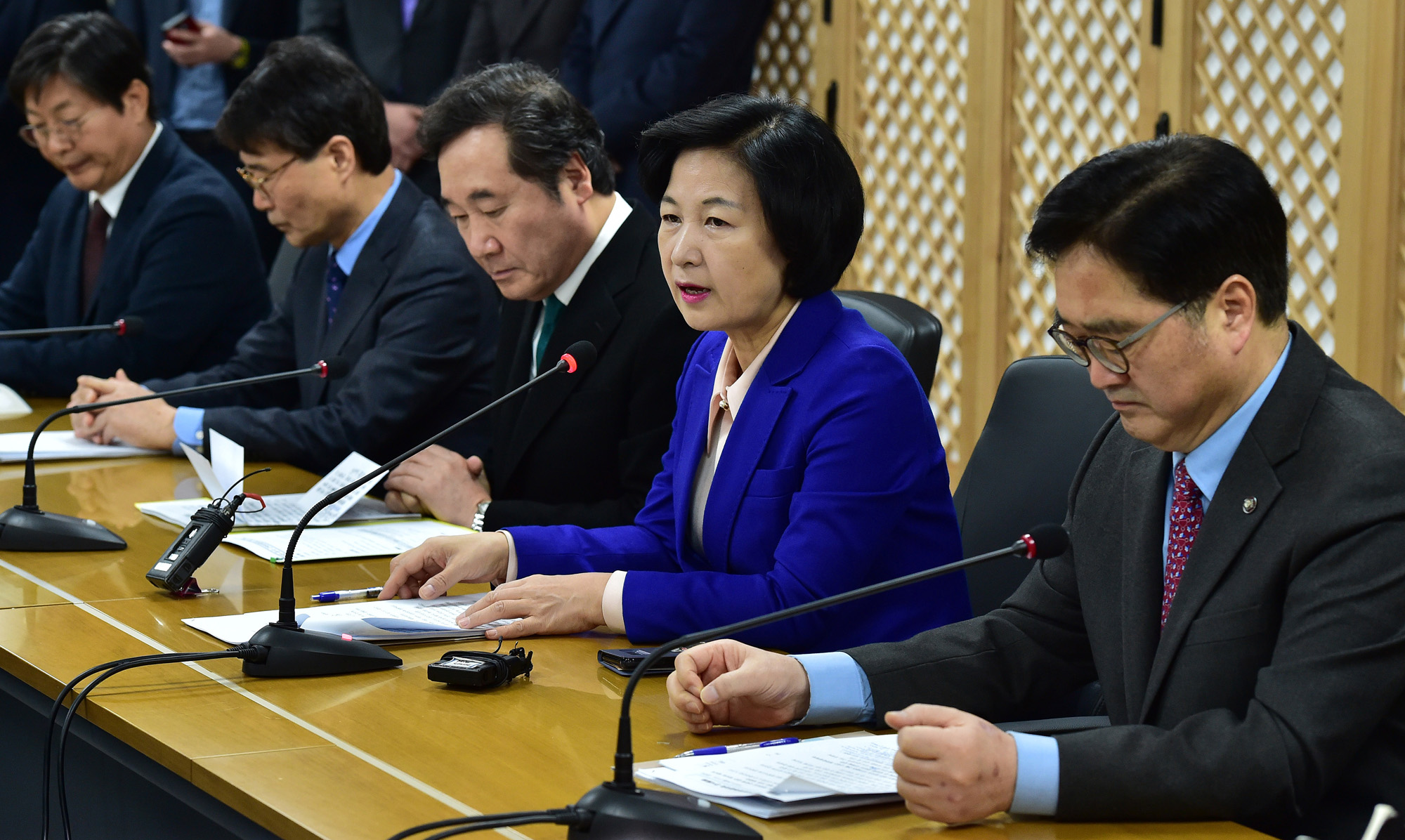 정치;당정청협의회;추미애;이낙연