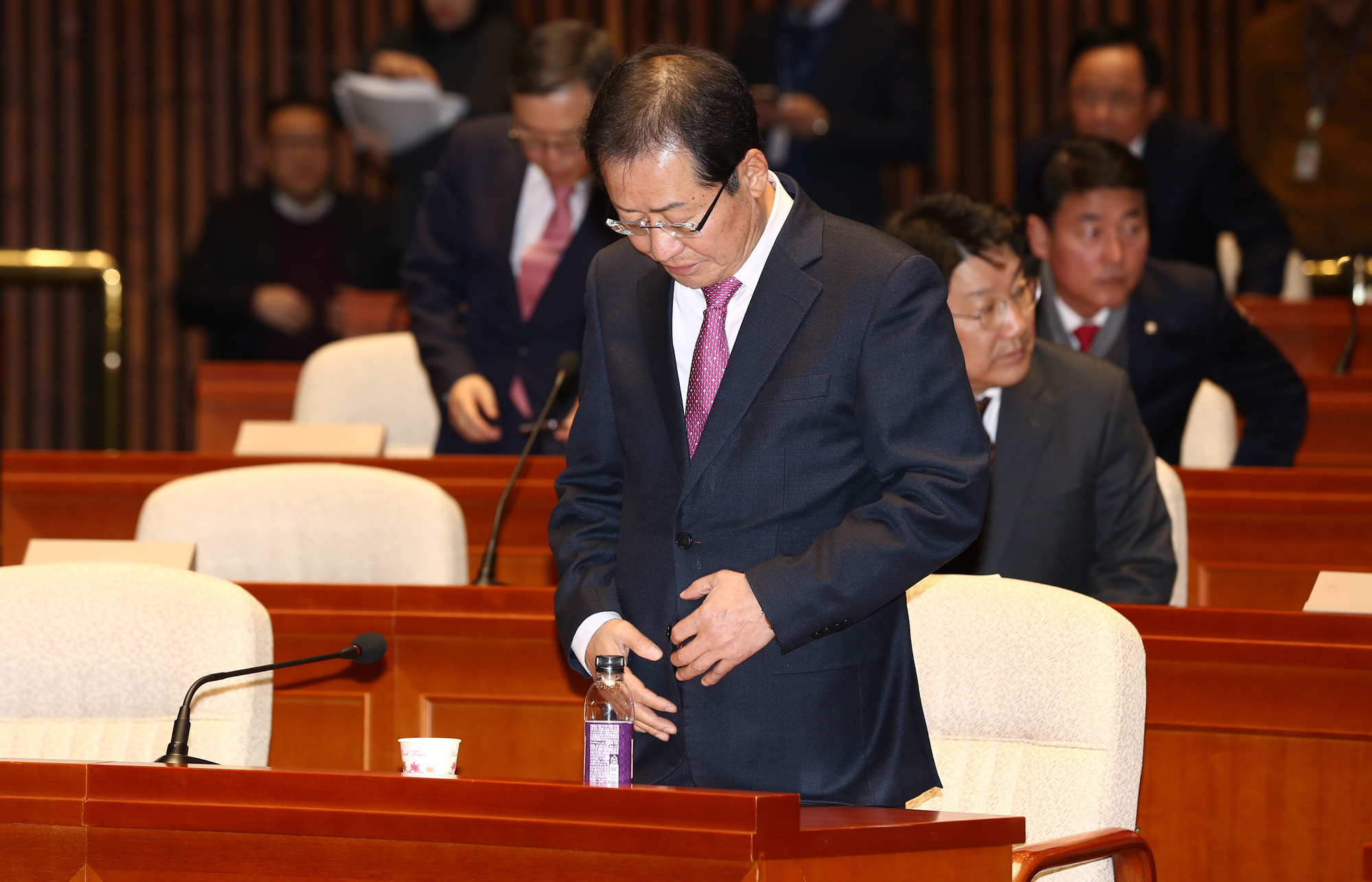 정치;국회;홍준표;자유한국당의원총회