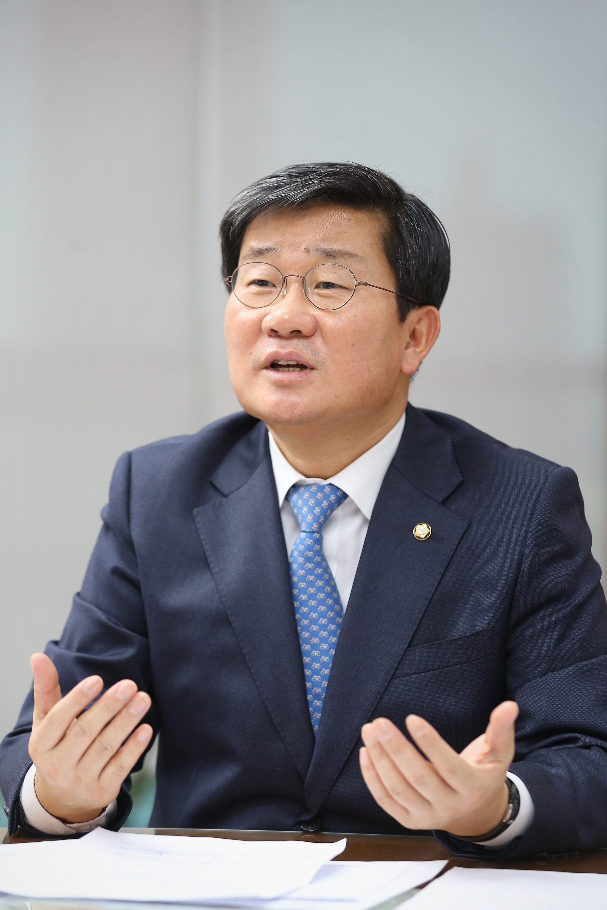 정치;국회;전해철;인터뷰