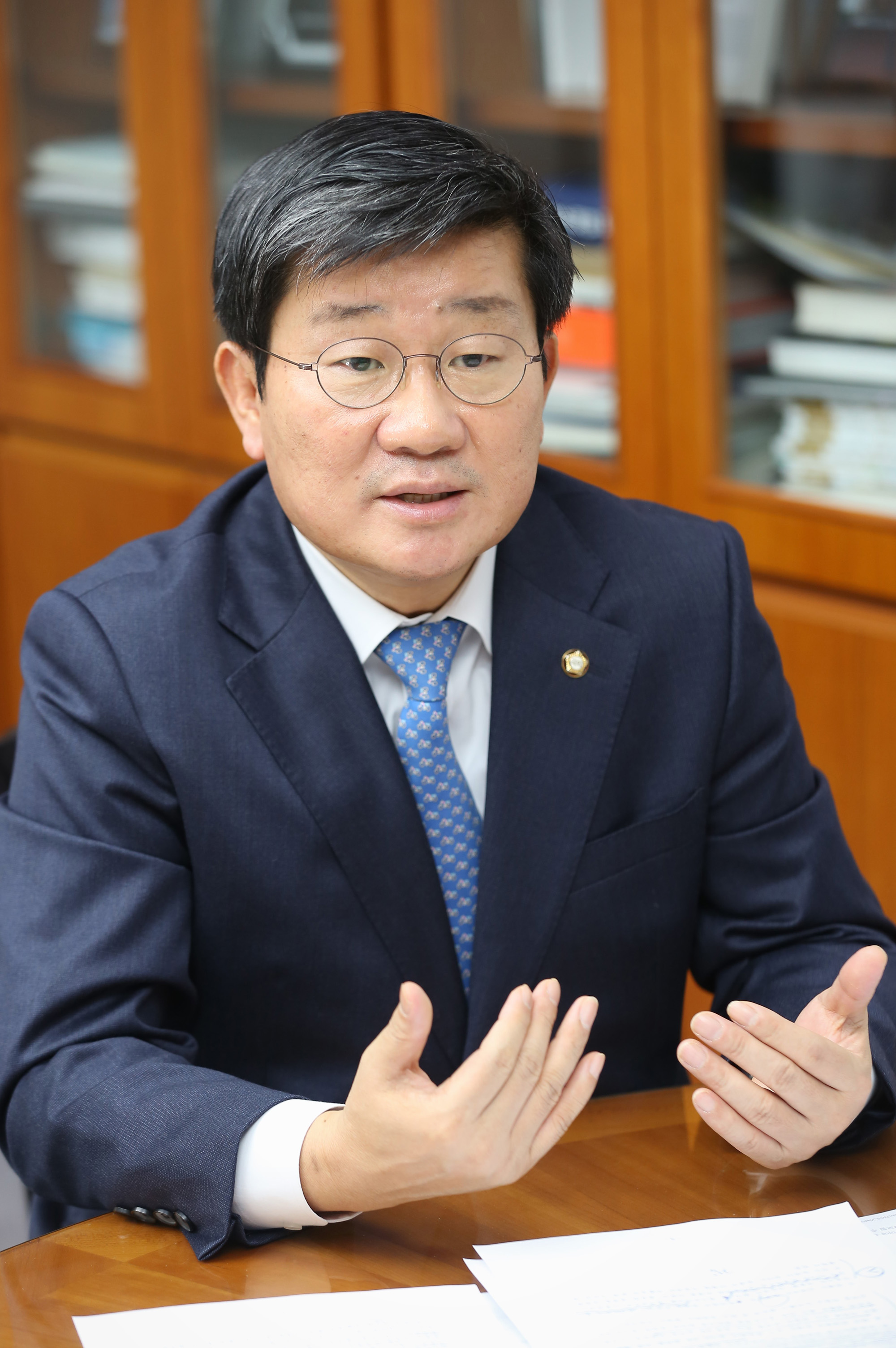 정치;국회;전해철;인터뷰