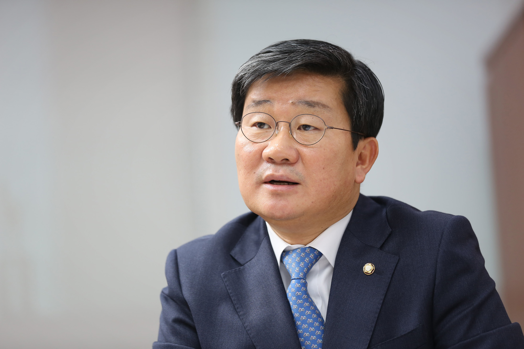 정치;국회;전해철;인터뷰