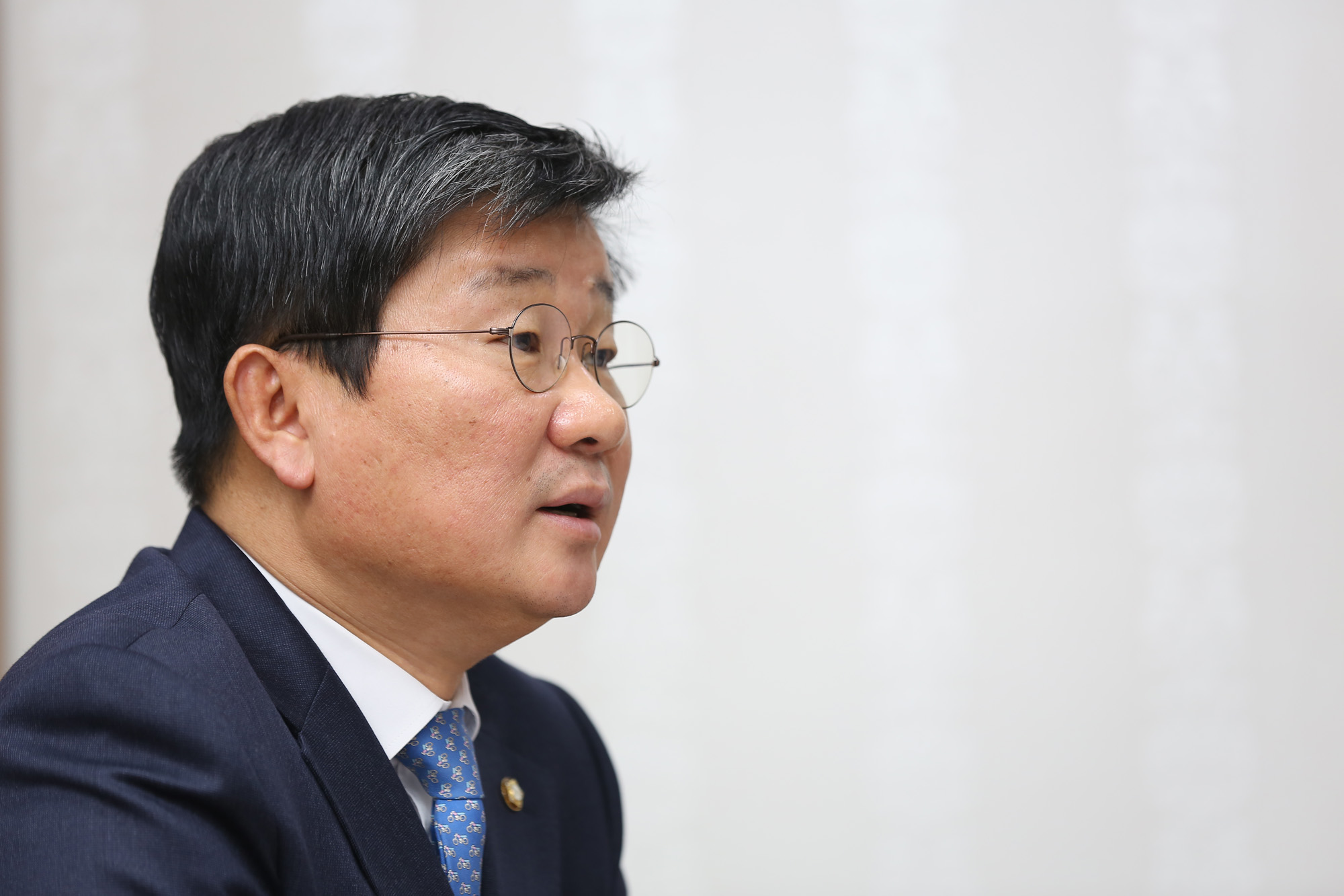 정치;국회;전해철;인터뷰
