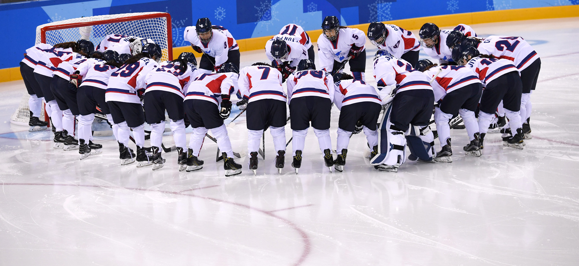 평창올림픽;여자하키단일팀;북한응원단;김여정;문재인