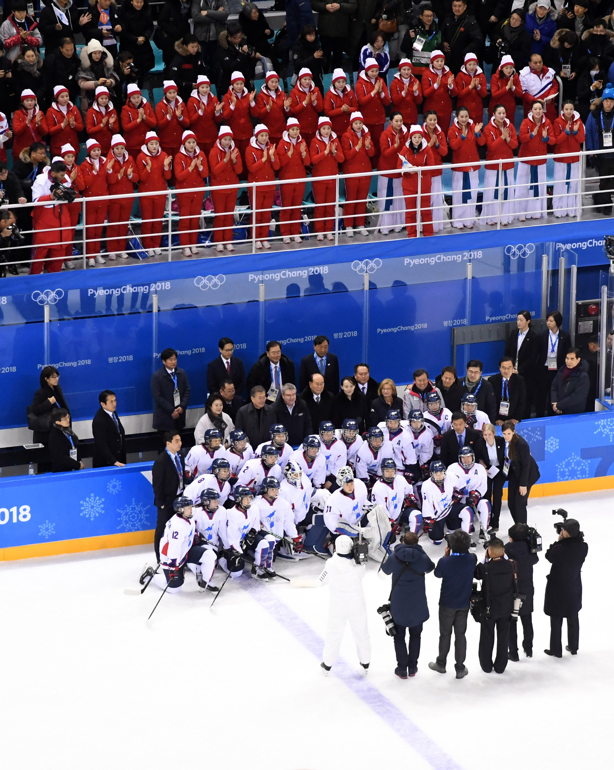 평창올림픽;여자하키단일팀;북한응원단;김여정;문재인