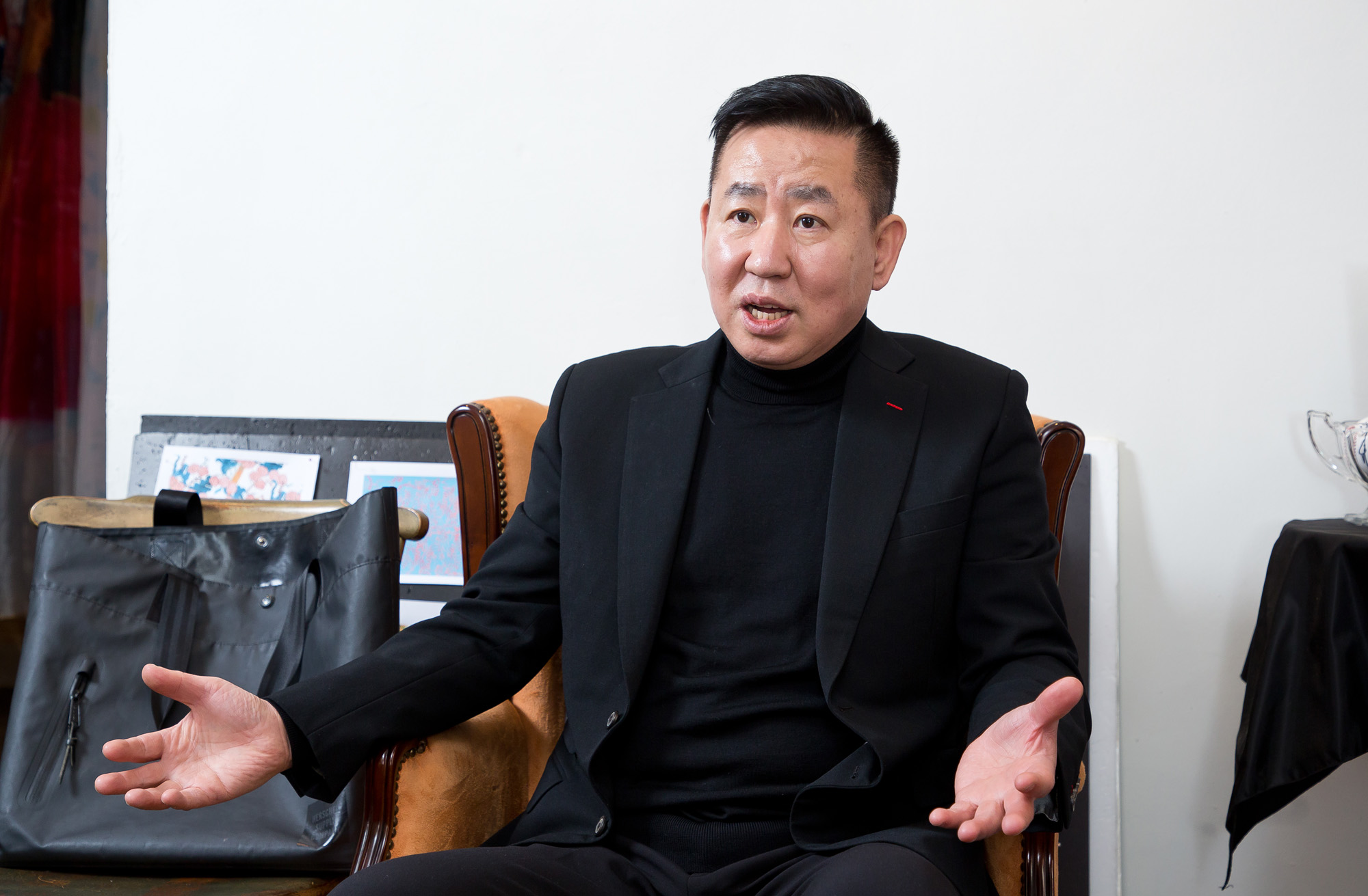 사회;이슈;패션;문재인정부;김정숙여사;청와대영부인;영부인패션;패션디자이너;양해일;양해일재킷