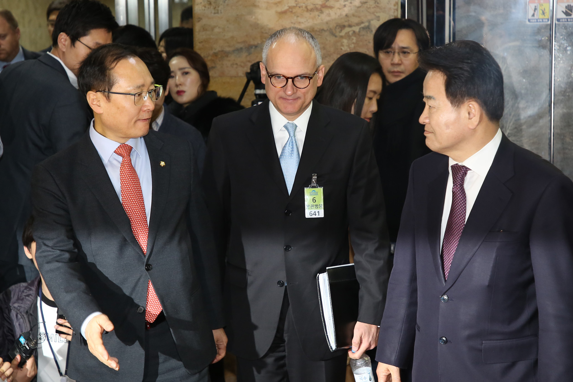 정치;국회;한국GM;GM사장;베리앵글;한국GM대책TF