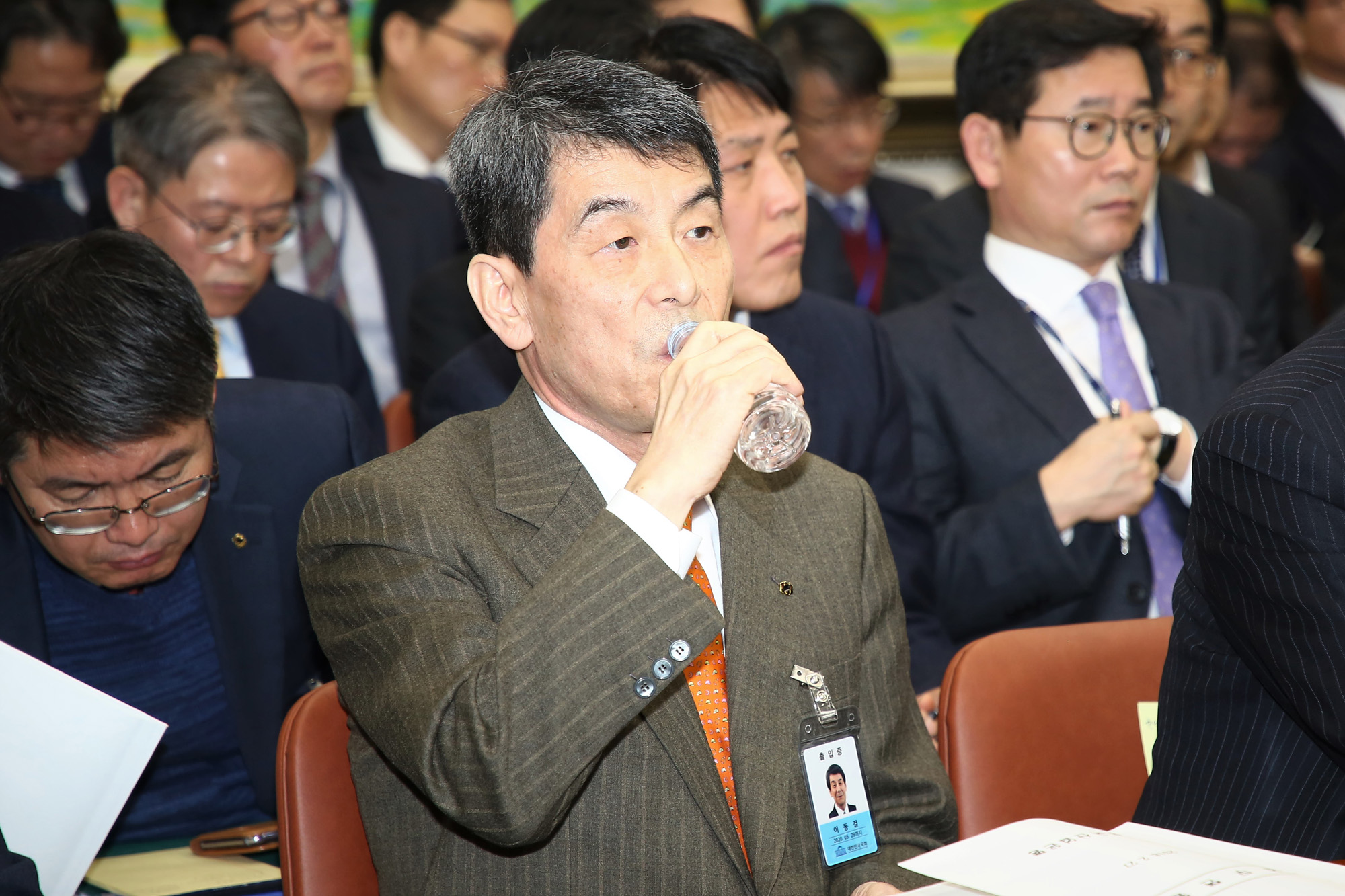 정치국회;정무위원회;이동걸산업은행장