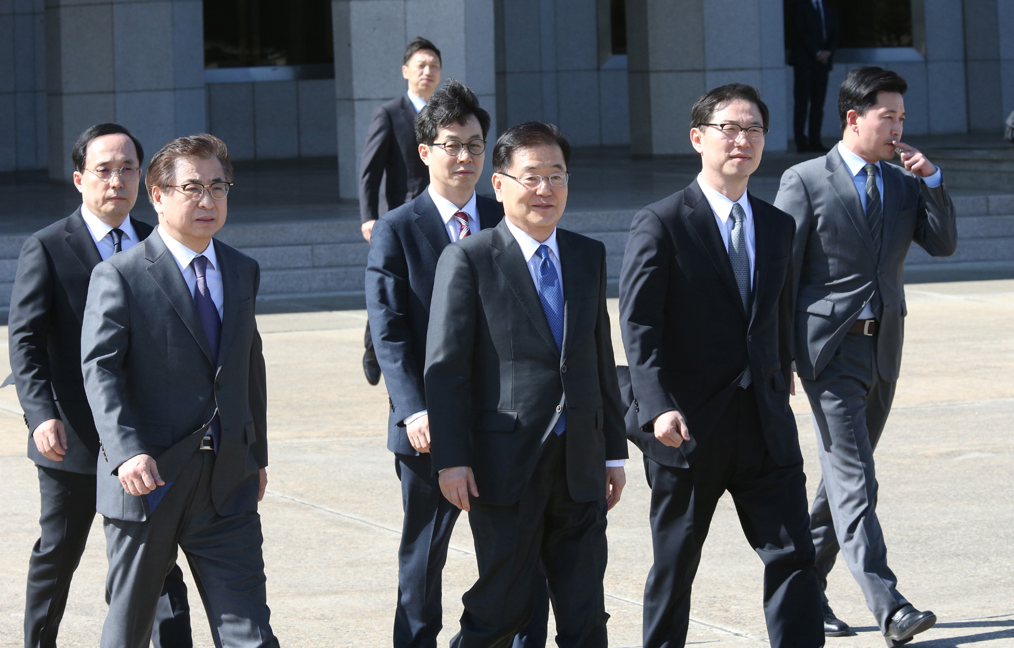 외교;북한;대북특사단;대북특별사절대표단;서울공항;대북특별사절단방북;특사단방북