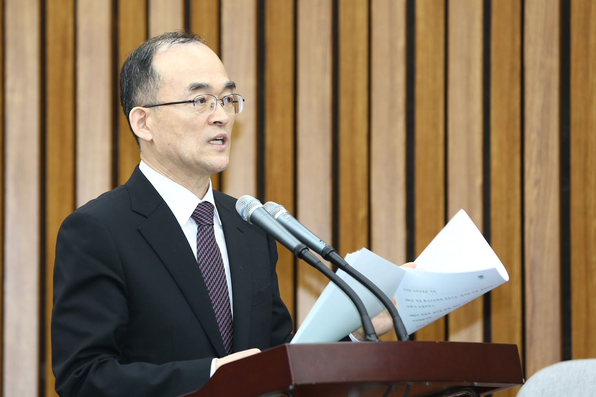 정치국회;사법개혁특별위원회;문무일검찰총장