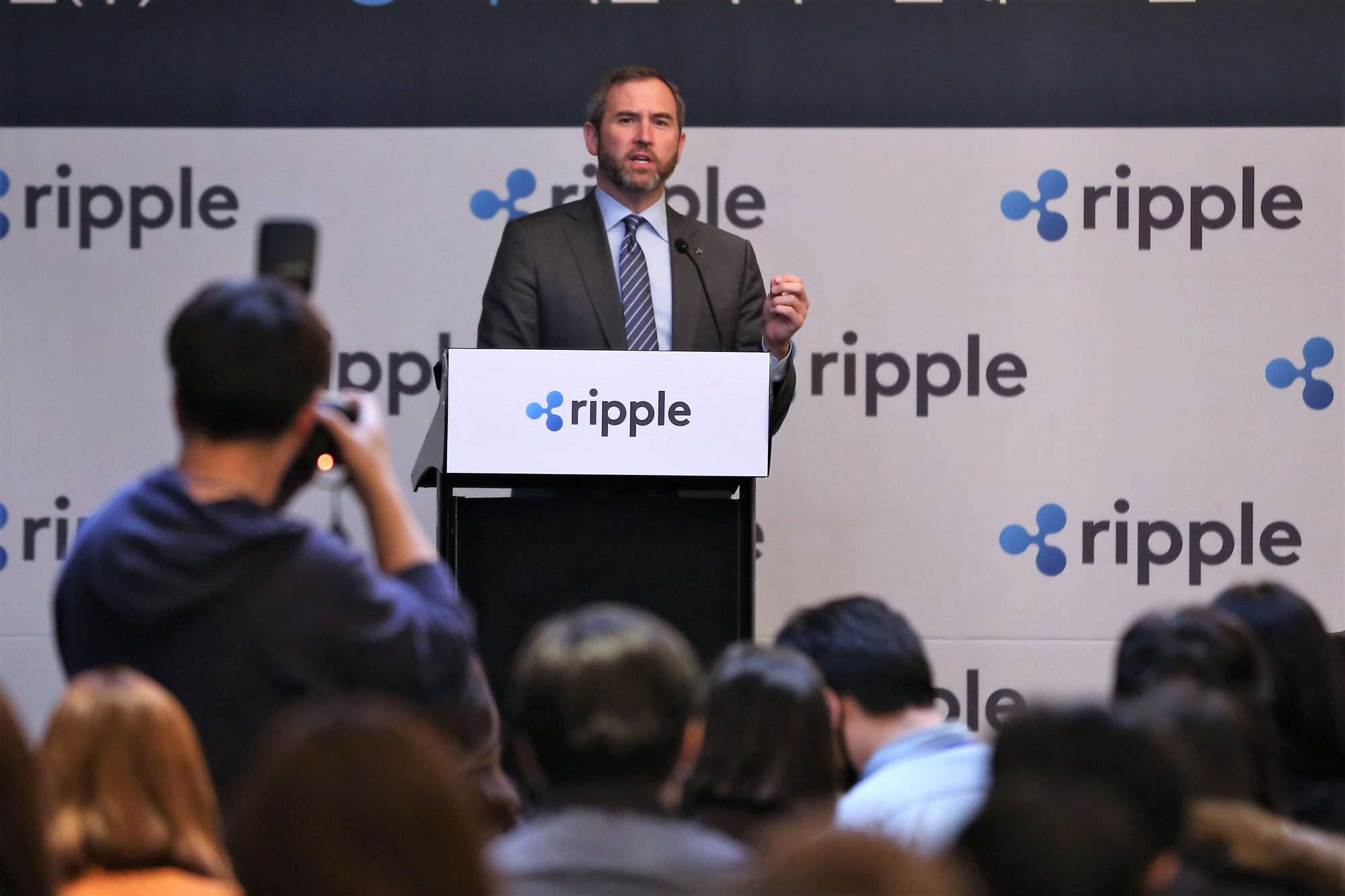 경제;암호화폐;리플CEO;브래드갈링하우스