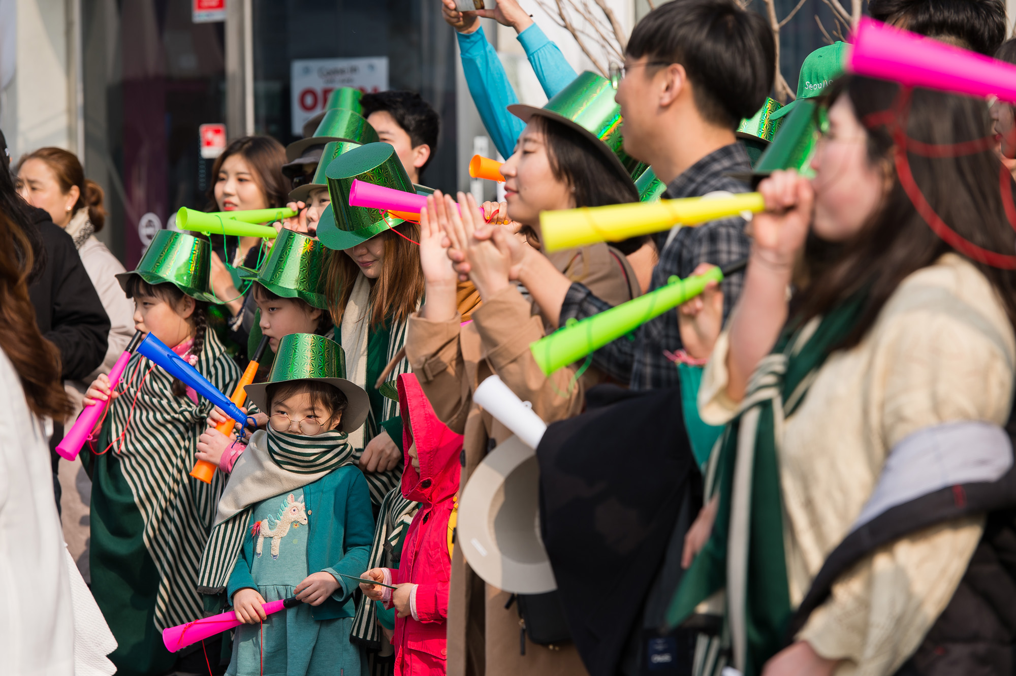 사회;문화;행사;퍼레이드;봄축제;시민퍼레이드;서울로7017;서울로봄나팔퍼레이드;초록물결;봄나팔대행진;브라스밴드;바스커션