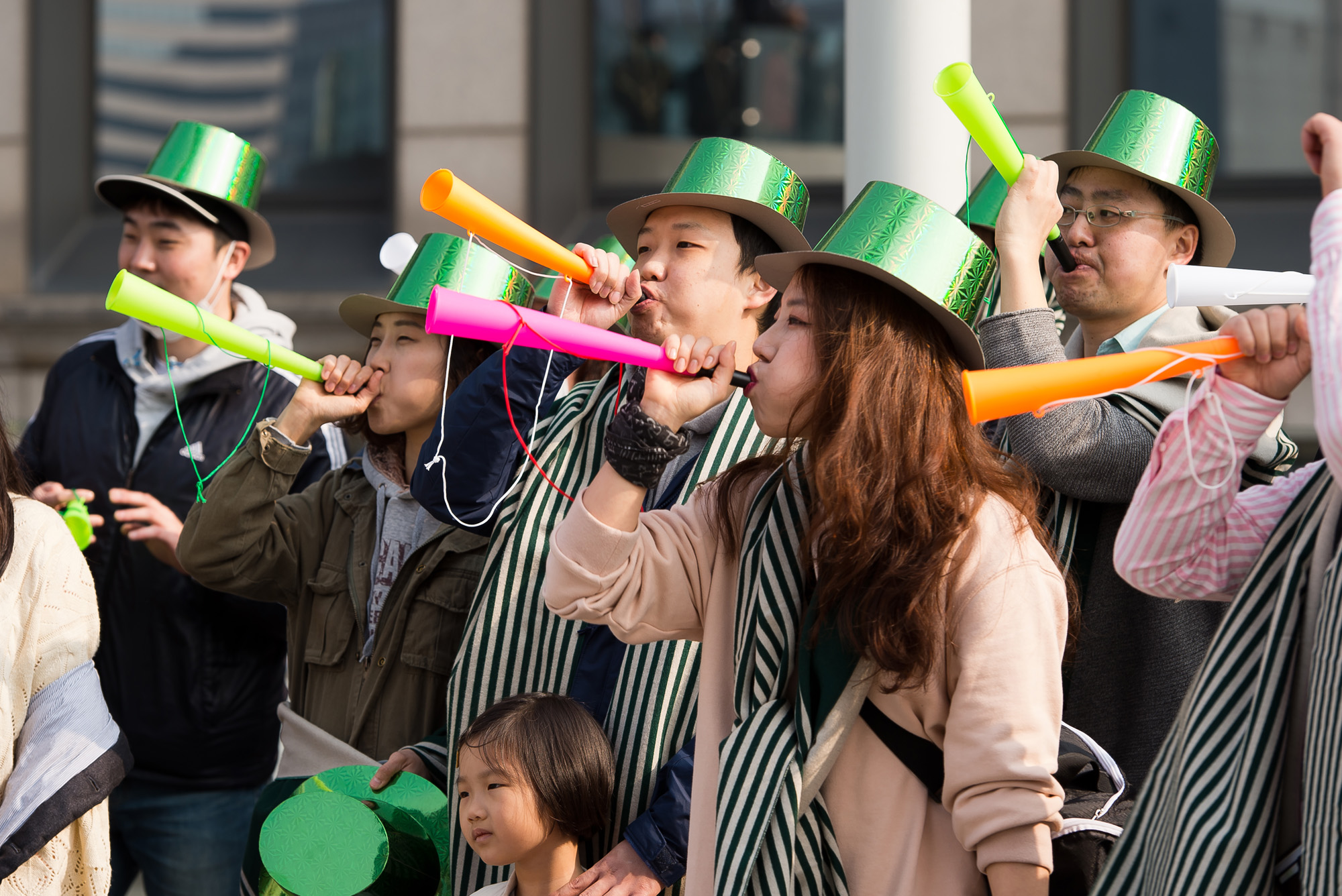 사회;문화;행사;퍼레이드;봄축제;시민퍼레이드;서울로7017;서울로봄나팔퍼레이드;초록물결;봄나팔대행진;브라스밴드;바스커션