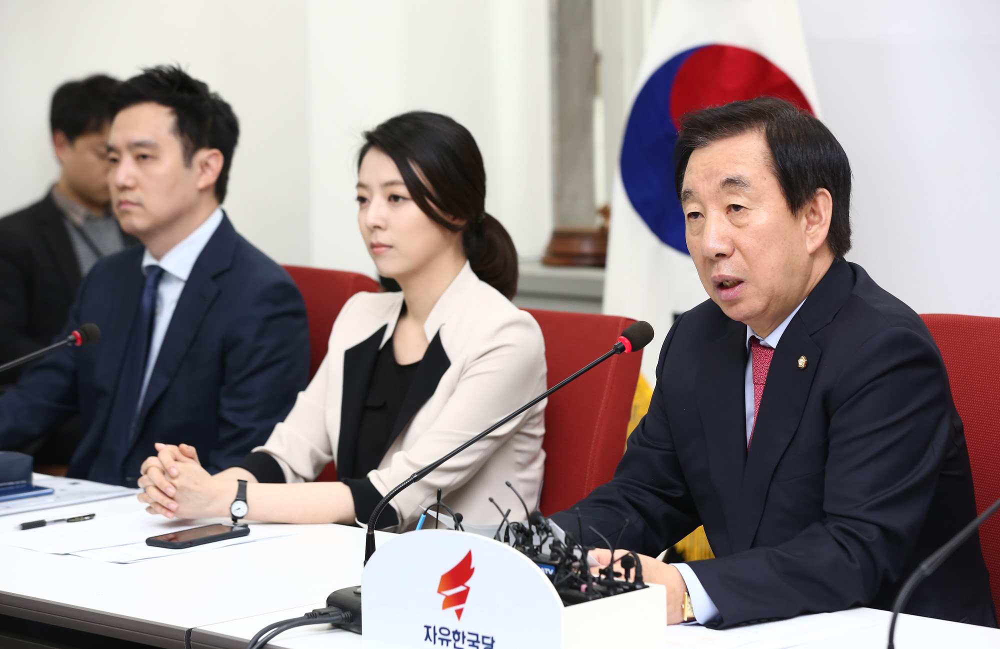정치국회;자유한국당;좌파정권방송장악피해자지원특별위원회;배현진아나운서