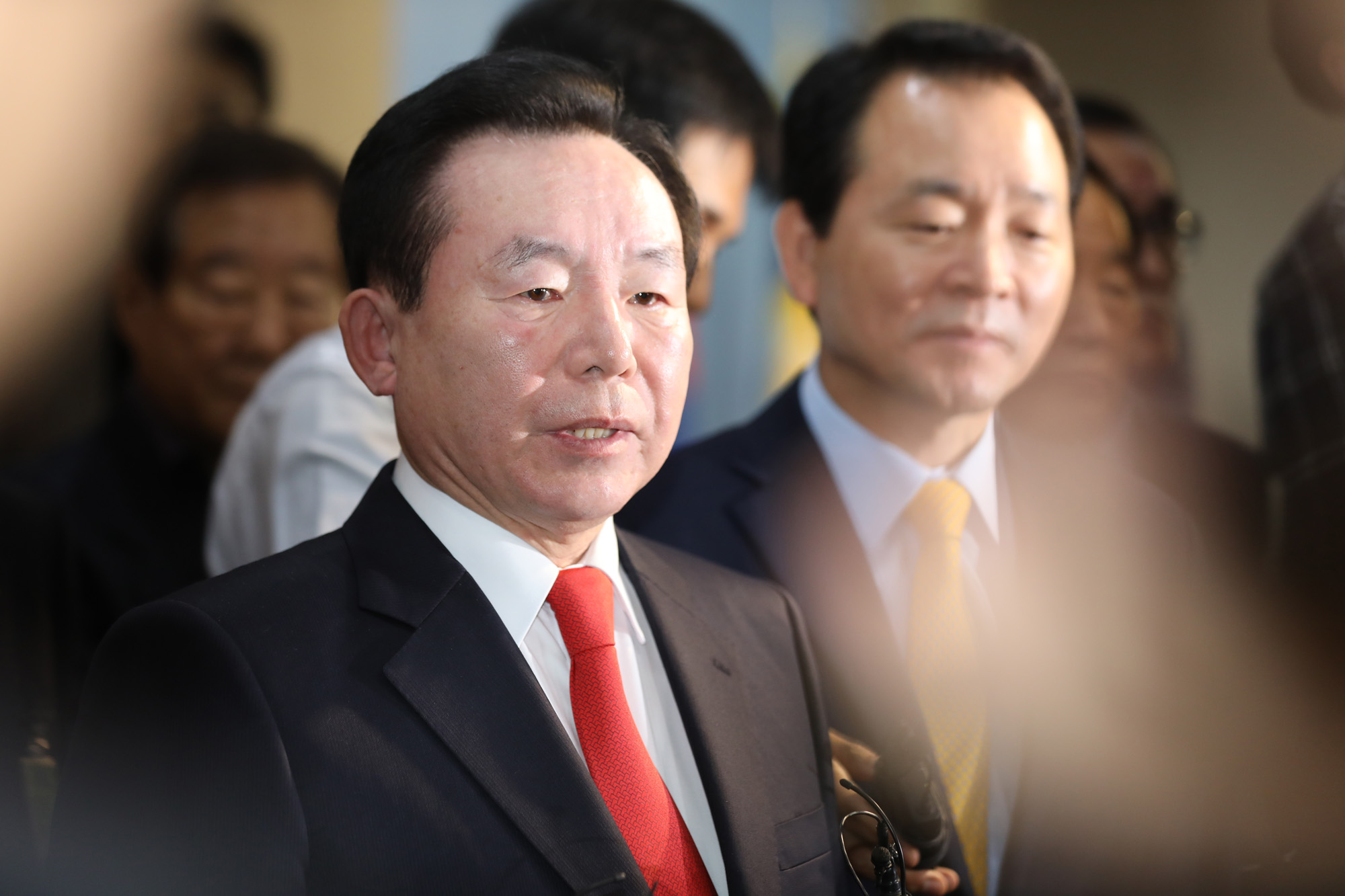 정치국회;이인제;충남도지사출마