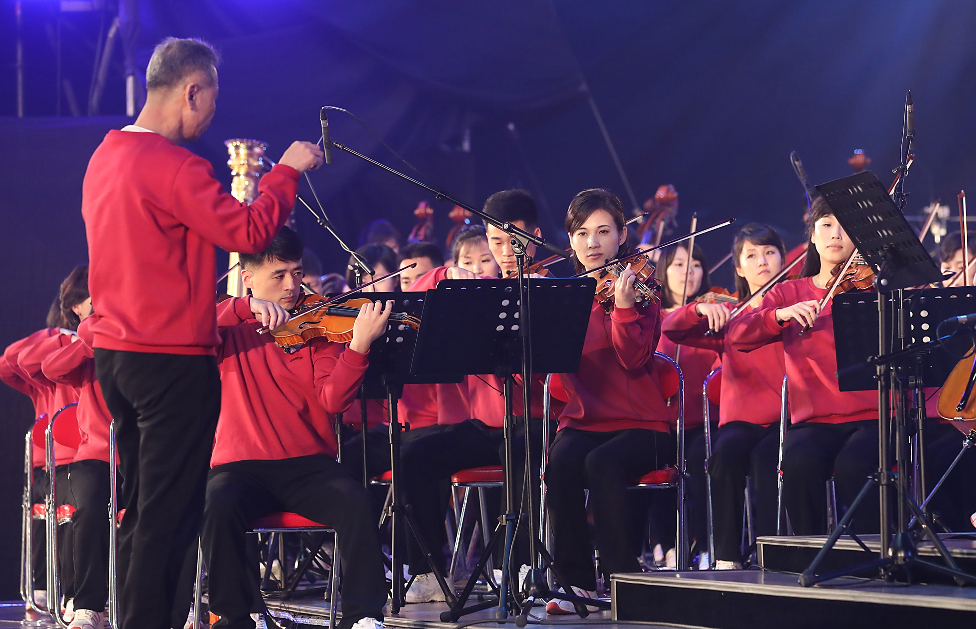 북한;평양;예술단;공연;류경정주영체육관;태권도