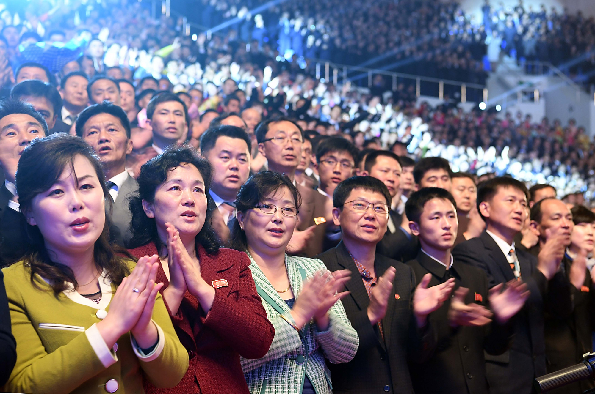 북한;평양;예술단;공연;남북합동공연;류경정주영체육관