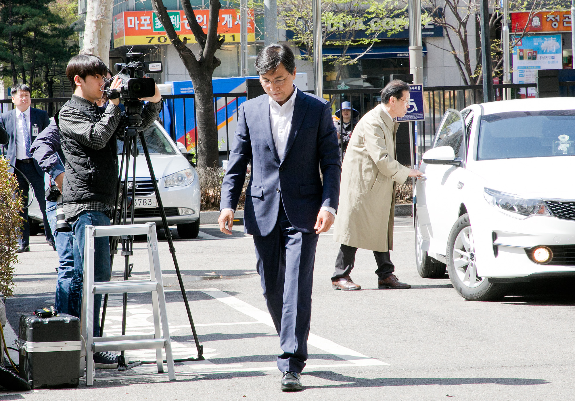 안희정;안희정미투;안희정영장실질심사;충남도지사