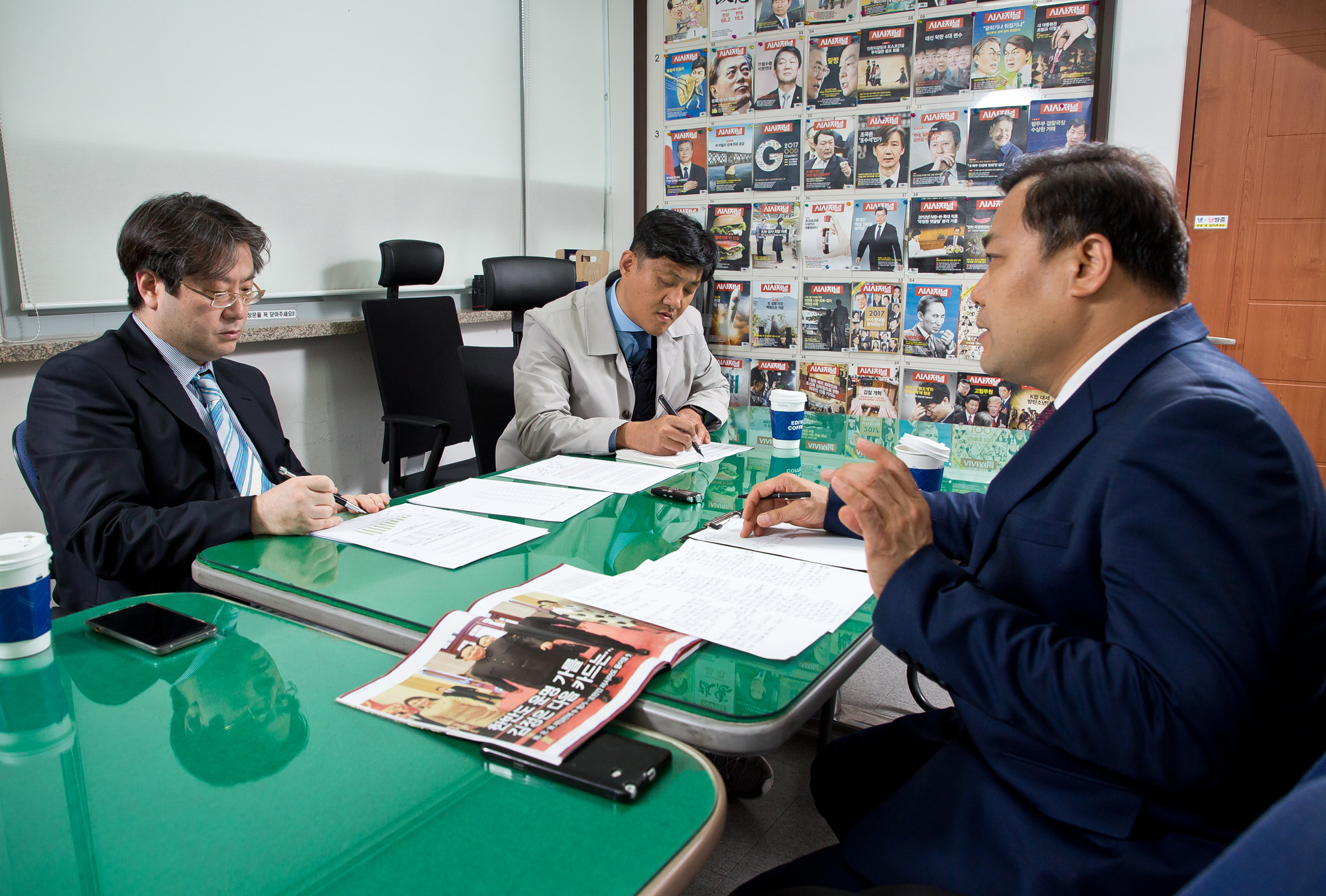 정치;외교;북미관계;대북관계;북중관계;협상학;박상기;김홍국;도널드트럼프;김정은