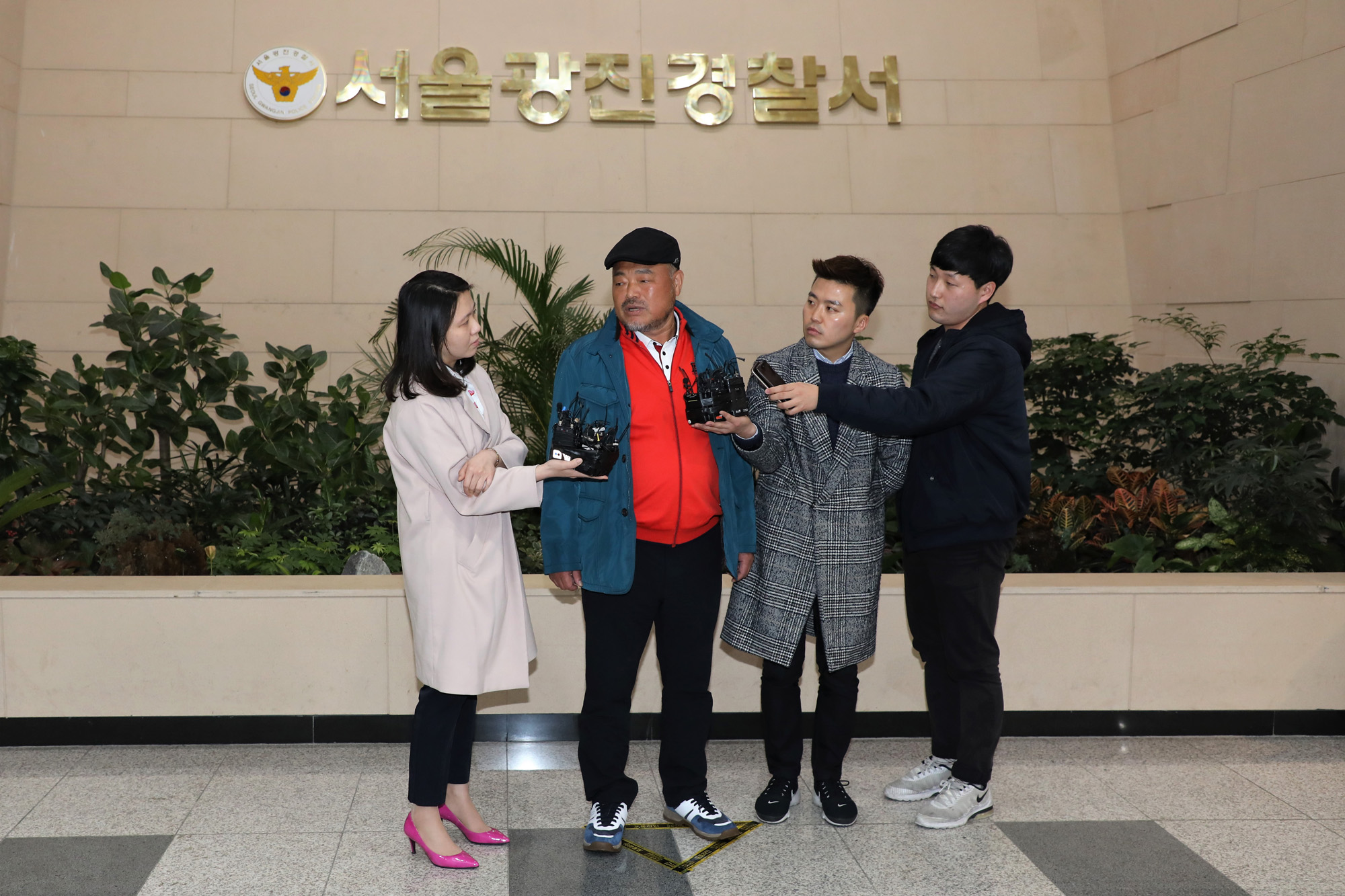 사회;김흥국;김흥국경찰조사