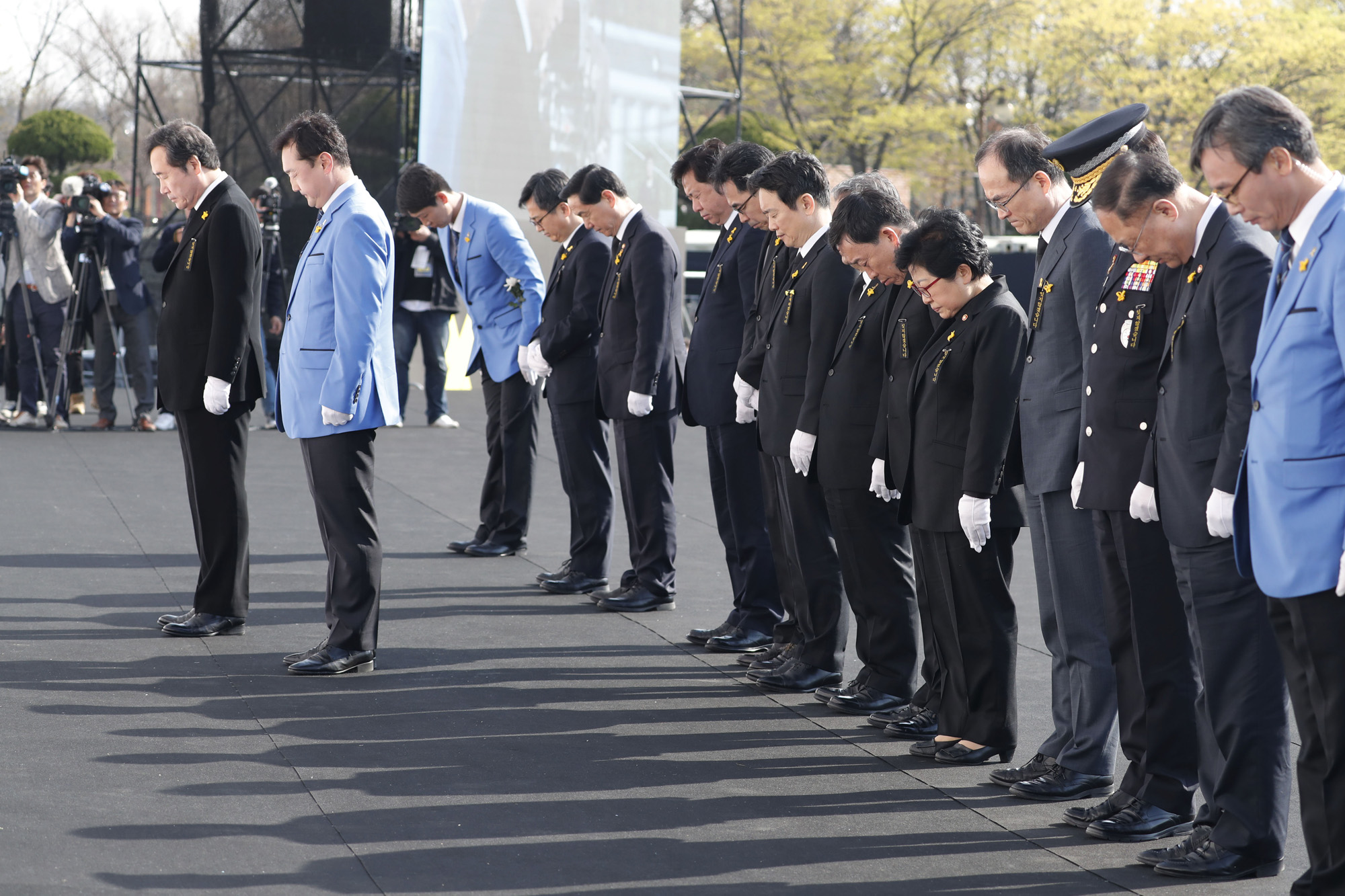 사회;사건;사고;세월호;추모식;4주기;이낙연;유가족;헌화;안산;단원고;추모공원
