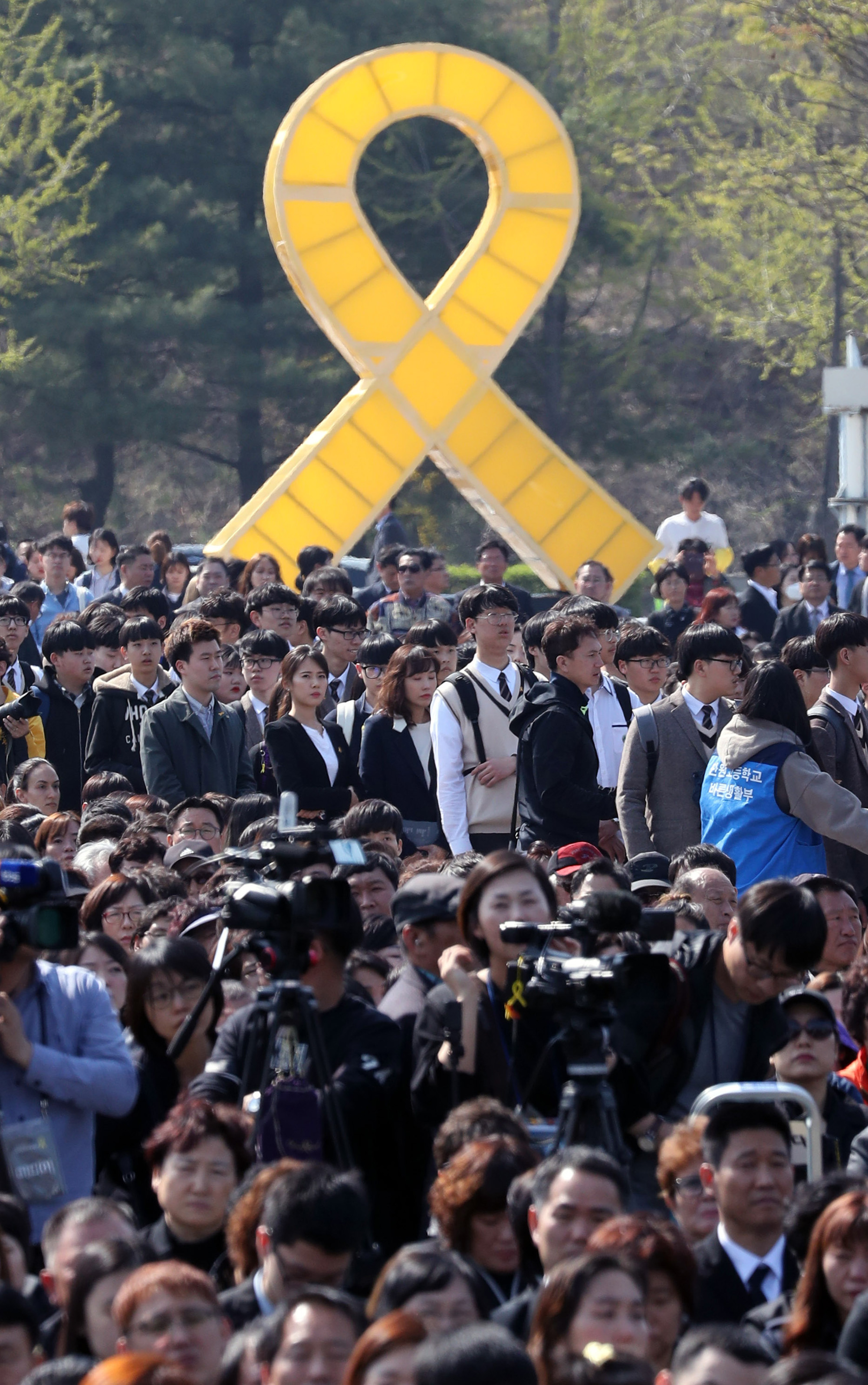 사회;사건;사고;세월호;추모식;4주기;이낙연;유가족;헌화;안산;단원고;추모공원