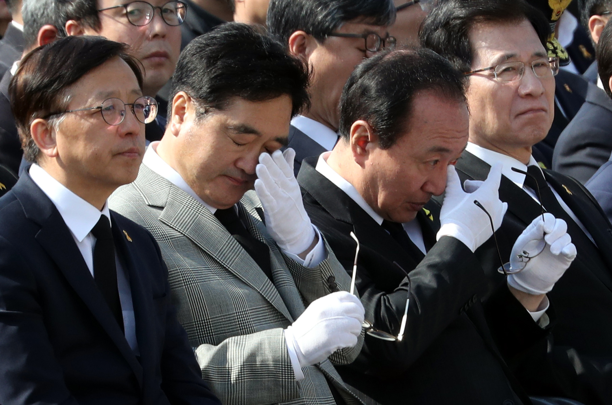 사회;사건;사고;세월호;추모식;4주기;이낙연;유가족;헌화;안산;단원고;추모공원