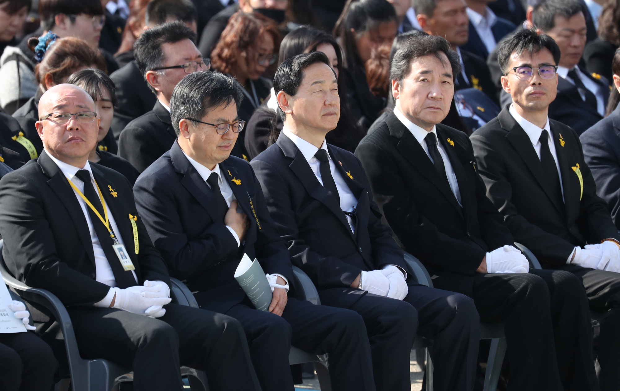 사회;사건;사고;세월호;추모식;4주기;이낙연;유가족;헌화;안산;단원고;추모공원