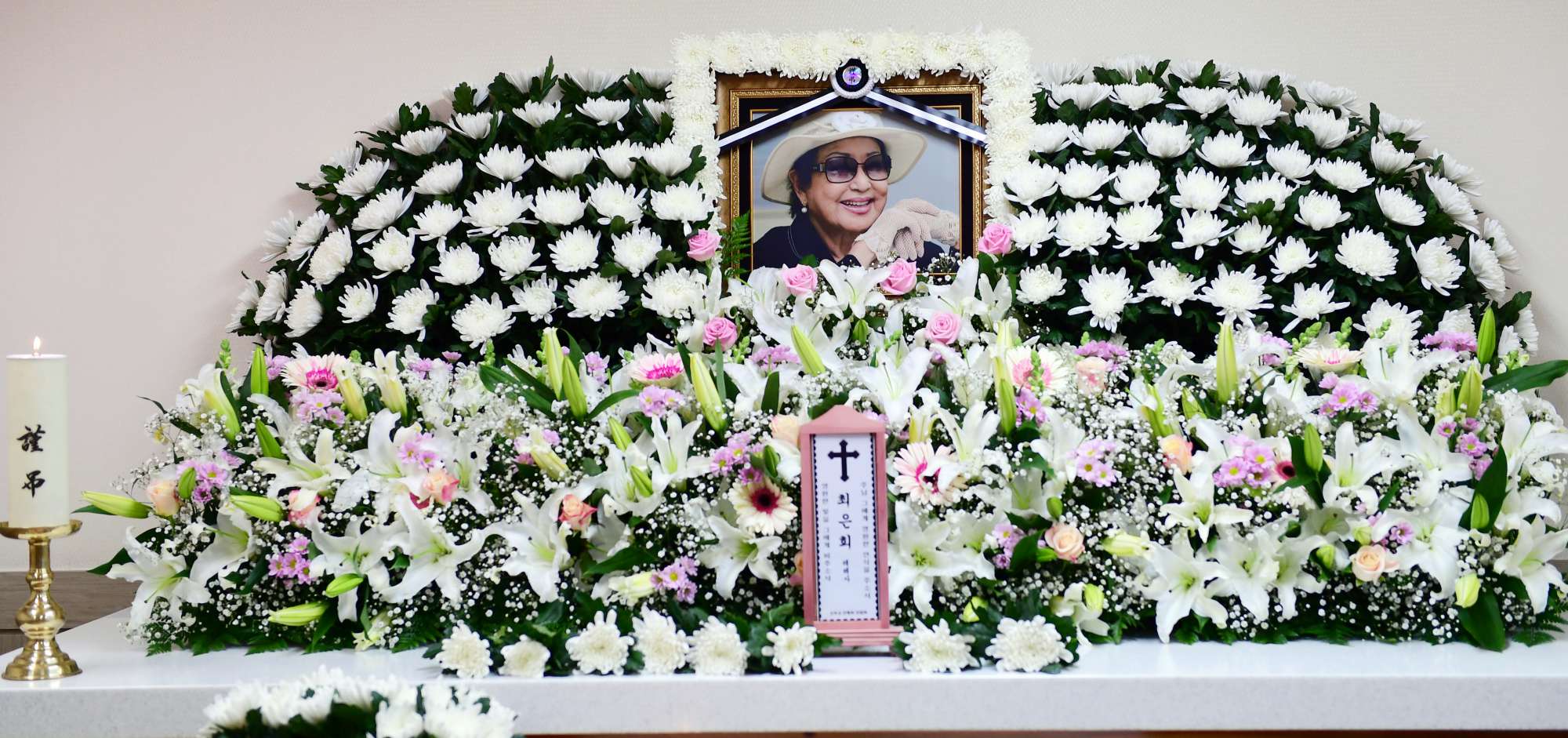 방송;연예;배우;최은희;빈소;장례식장;영정