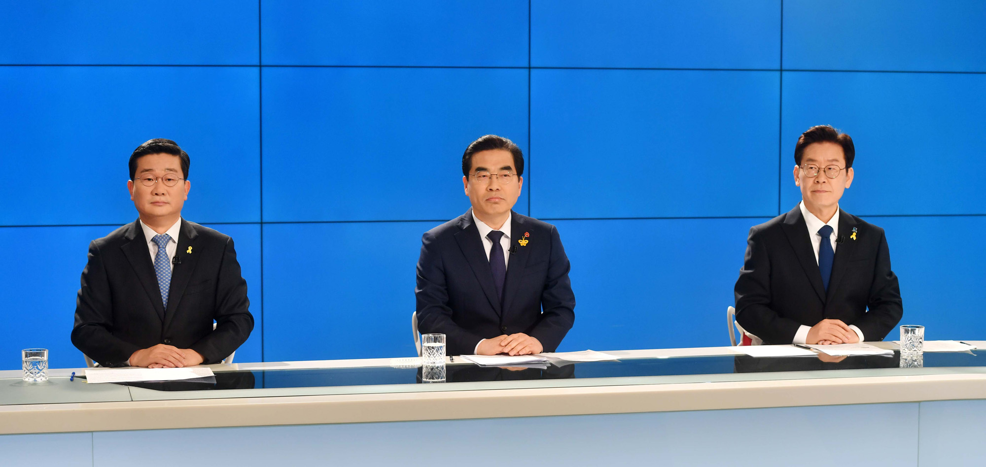 정치;더불어민주당;더민주당;경기도지사;경기지사;후보;경선;토론회