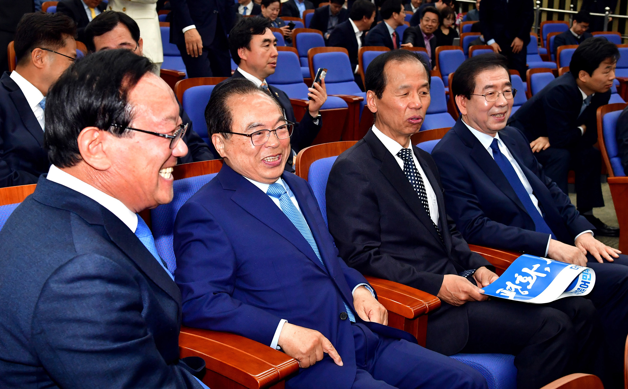 정치국회;더불어민주당의원총회;추미애대표