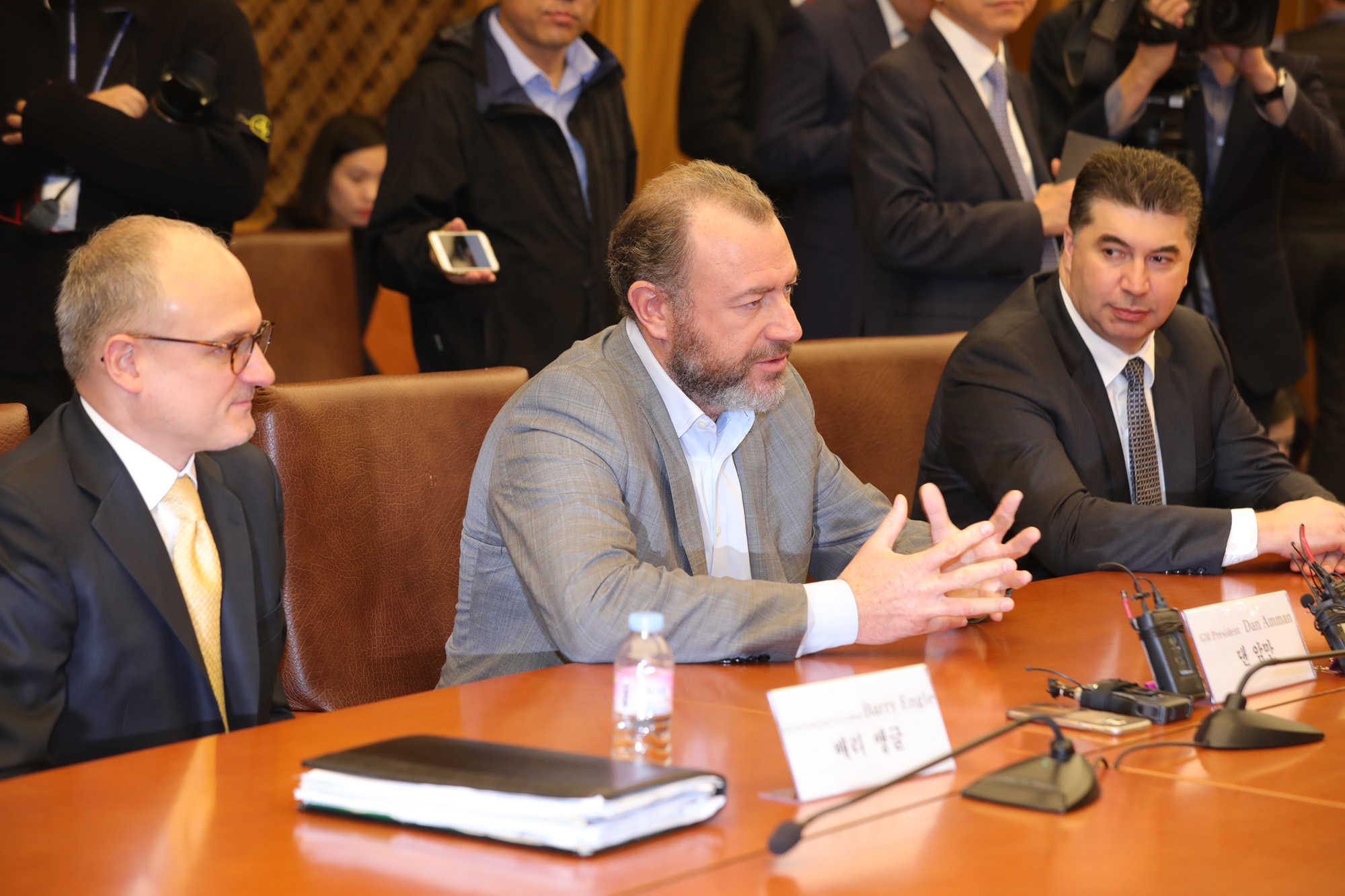 정치국회;한국GM;댄암만GM총괄사장;홍영표위원장;한국GM대책특위