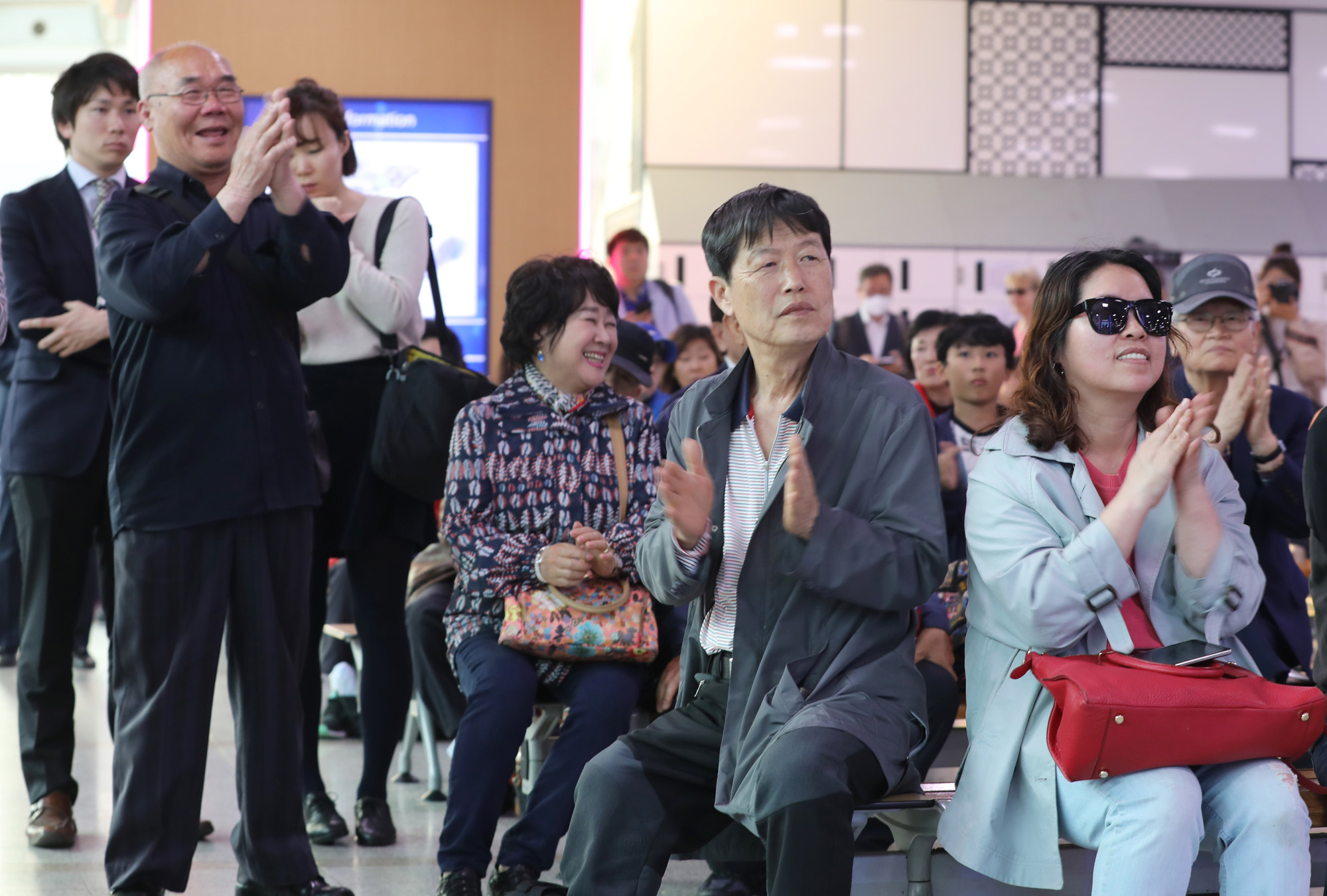 문재인;김정은;판문점선언;서울역