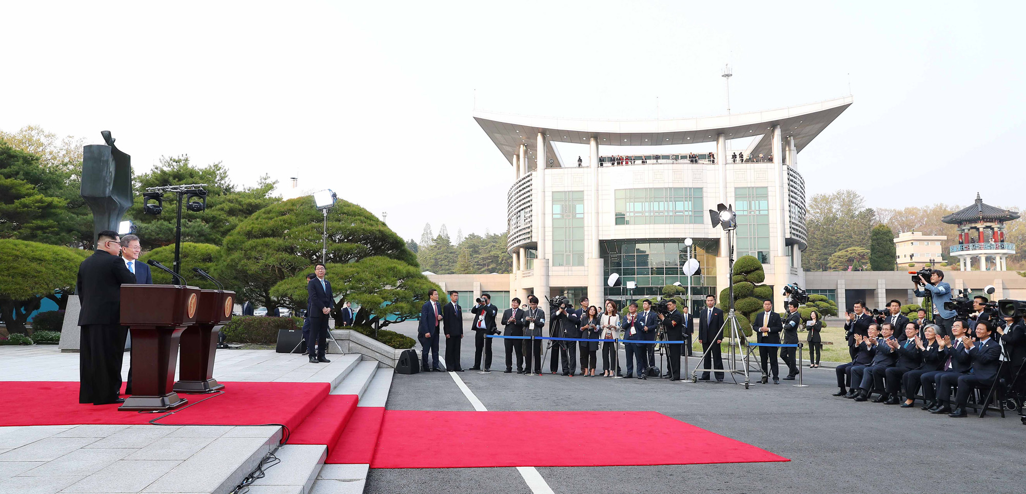 정치;북한;남북정상회담;정상회담;문재인;김정은