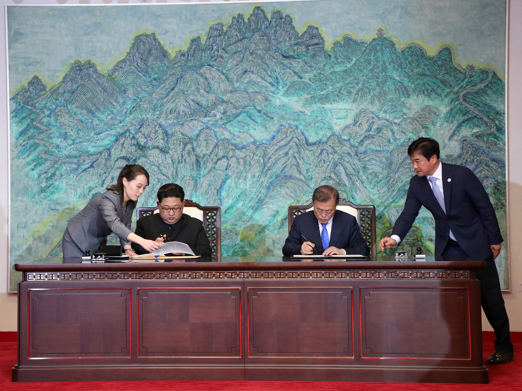 정치;북한;남북정상회담;정상회담;문재인;김정은