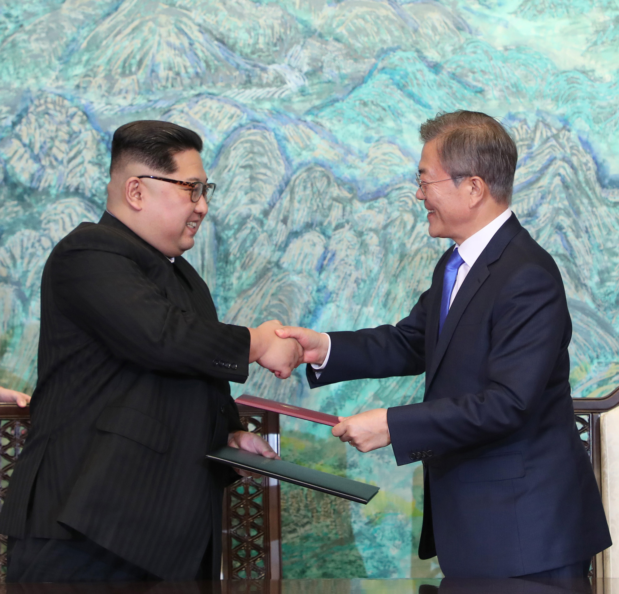 정치;북한;남북정상회담;정상회담;문재인;김정은