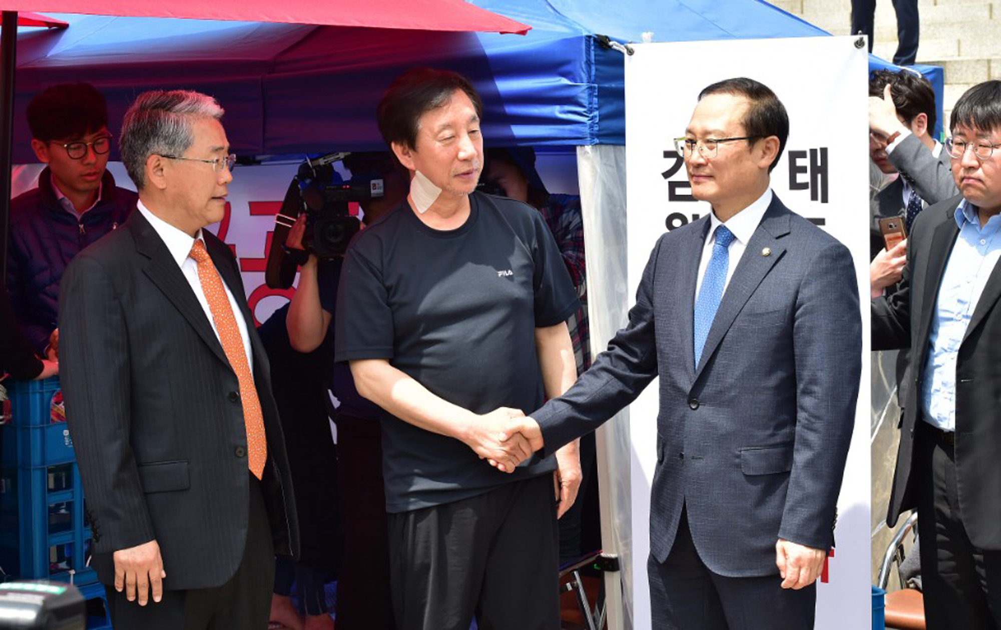 정치;국회;원내대표;더불어민주당;자유한국당;바른미래당;단식