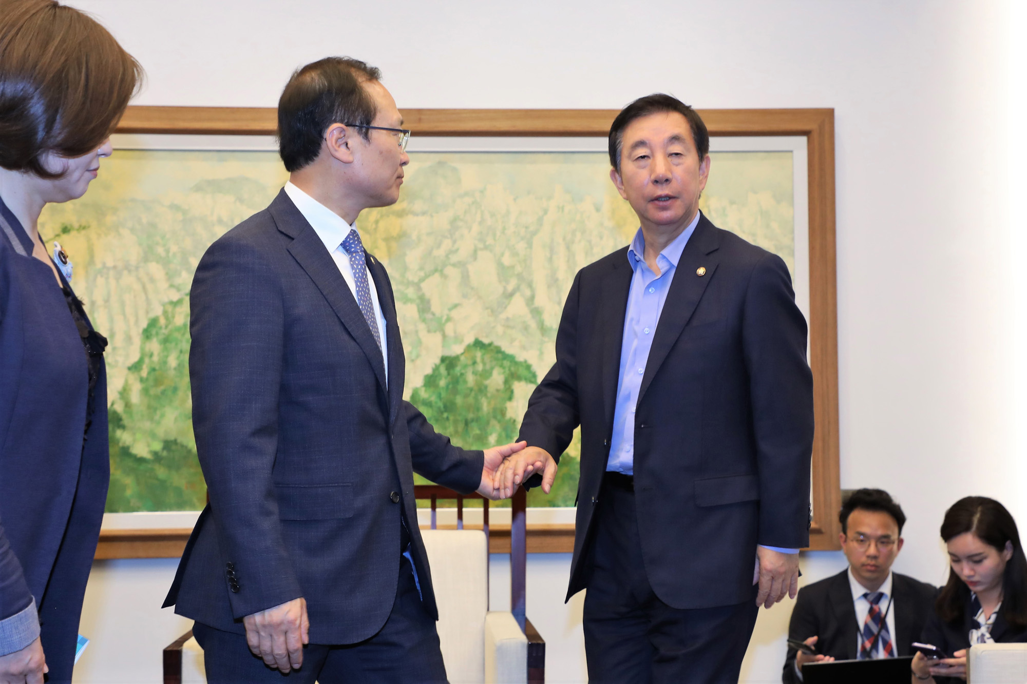 정치국회;교섭단체회동;국회정례회동