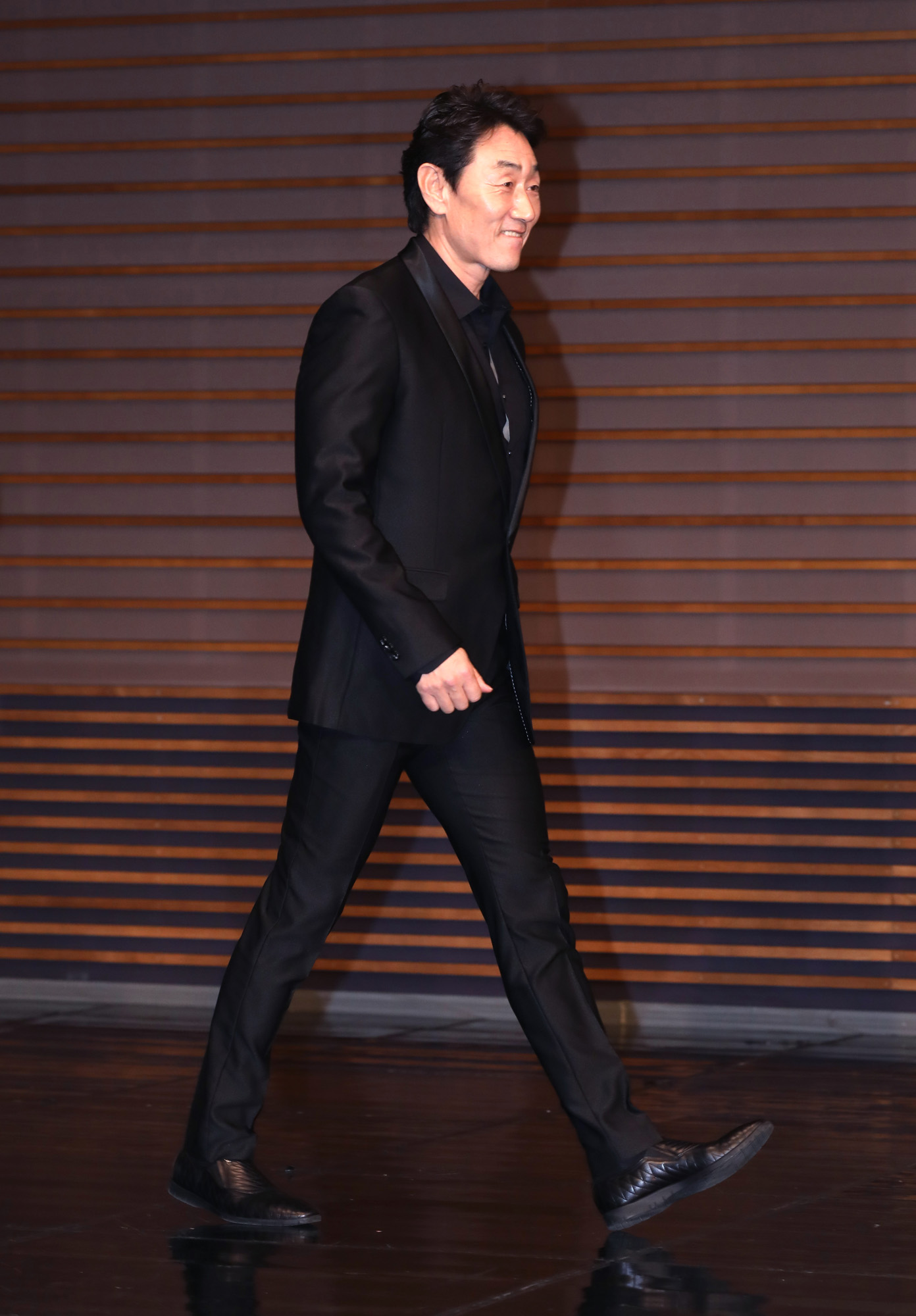 이리와안아줘;허준호;장기용;진기주;윤종훈;김경남