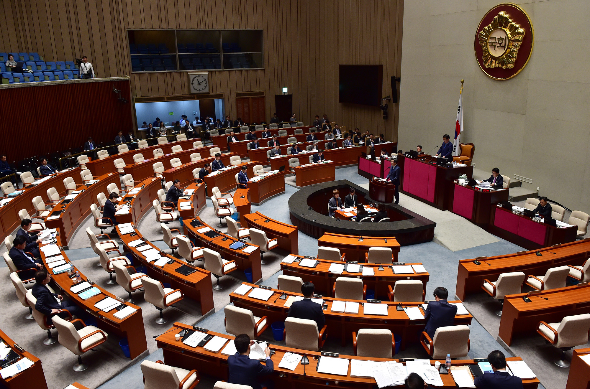 정치국회;예산결산특별위원회;추경예산안처리
