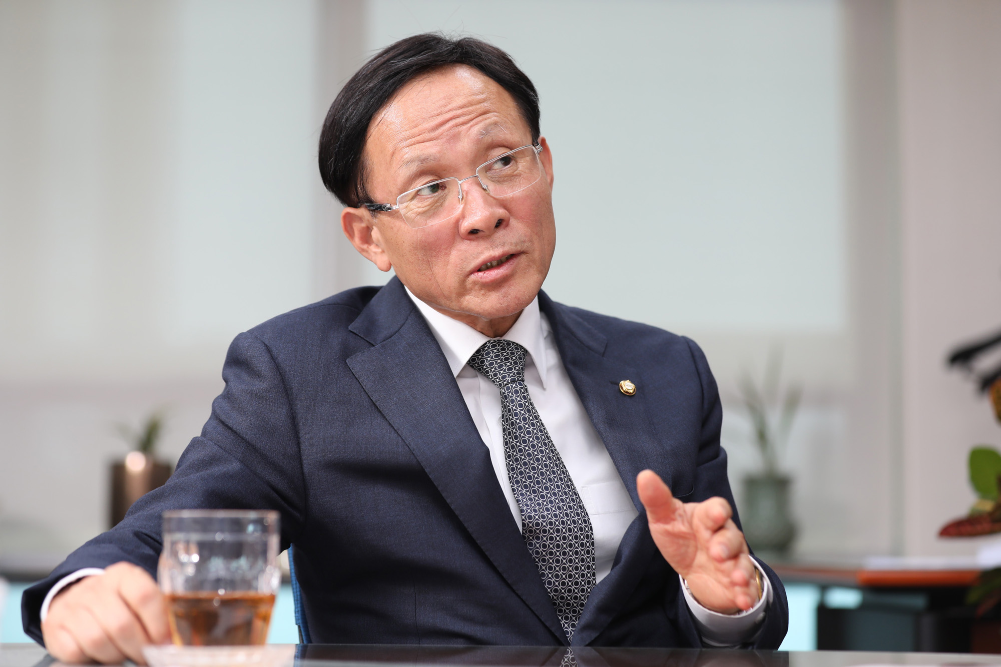 정치국회;인터뷰;이수혁의원