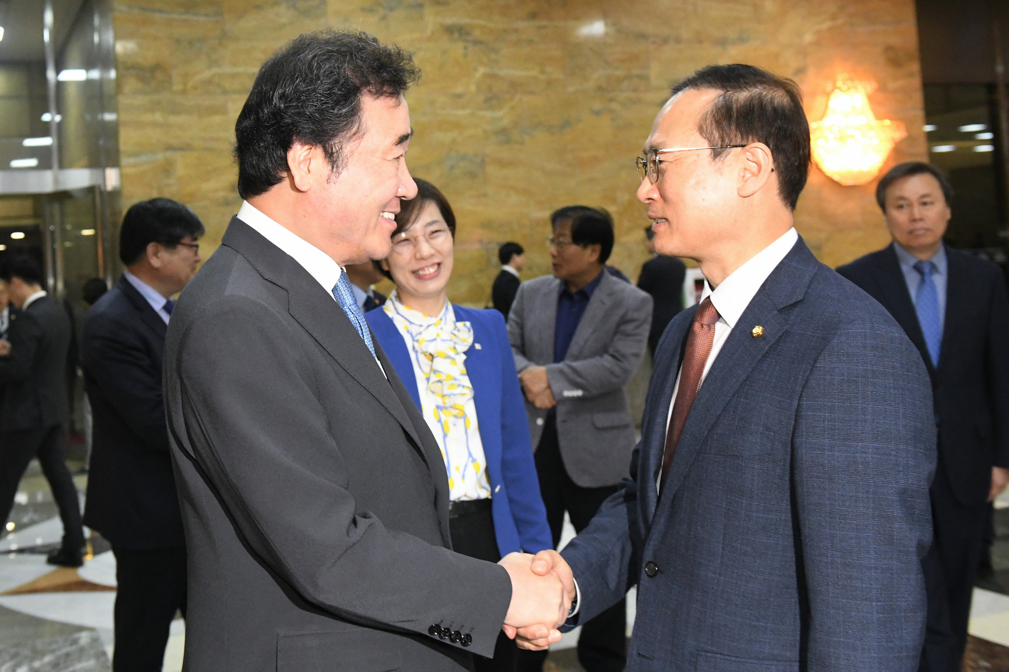 정치국회;본회의;대통령개헌안표결;이낙연국무총리