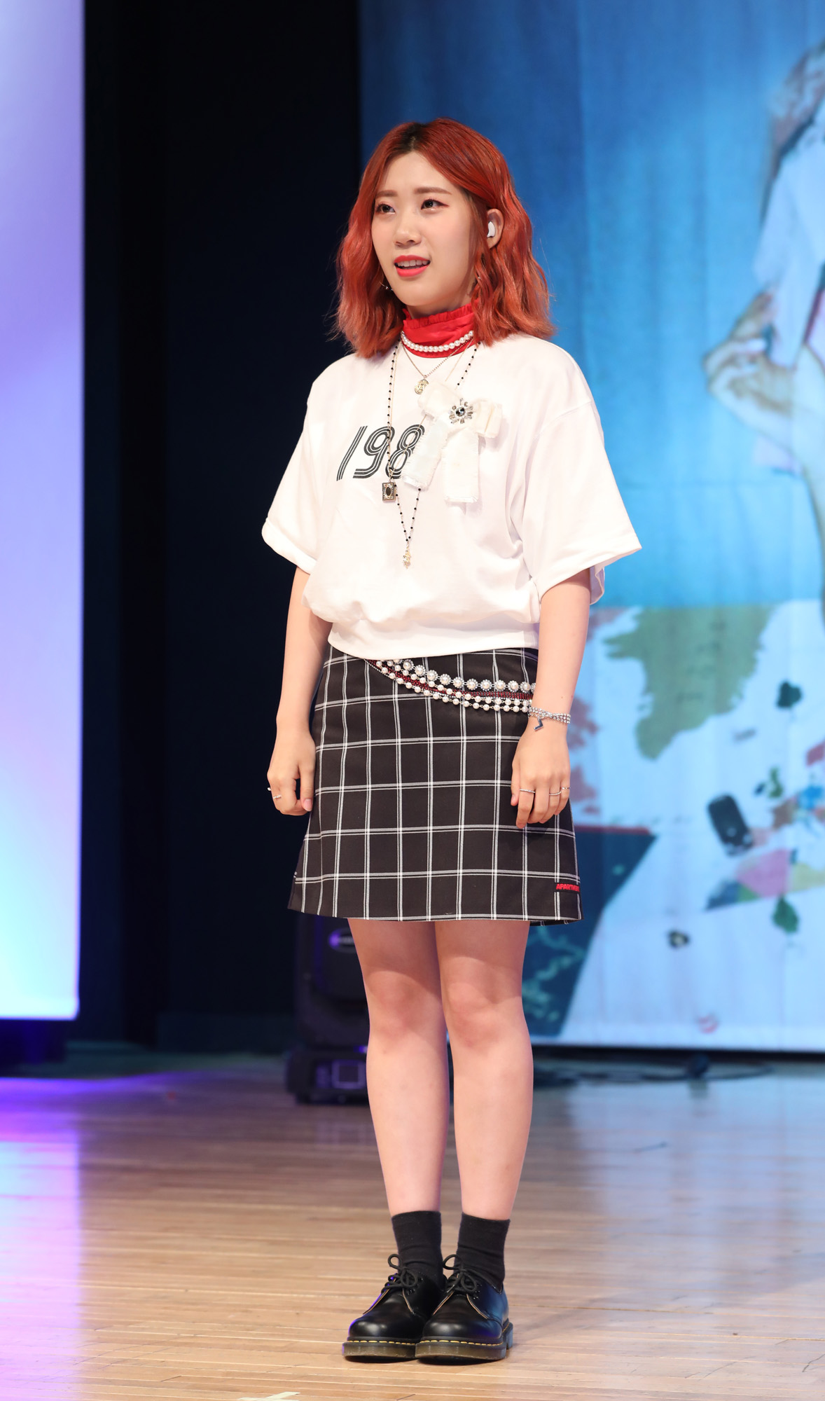 볼빨간사춘기;안지영;우지윤;고막여친