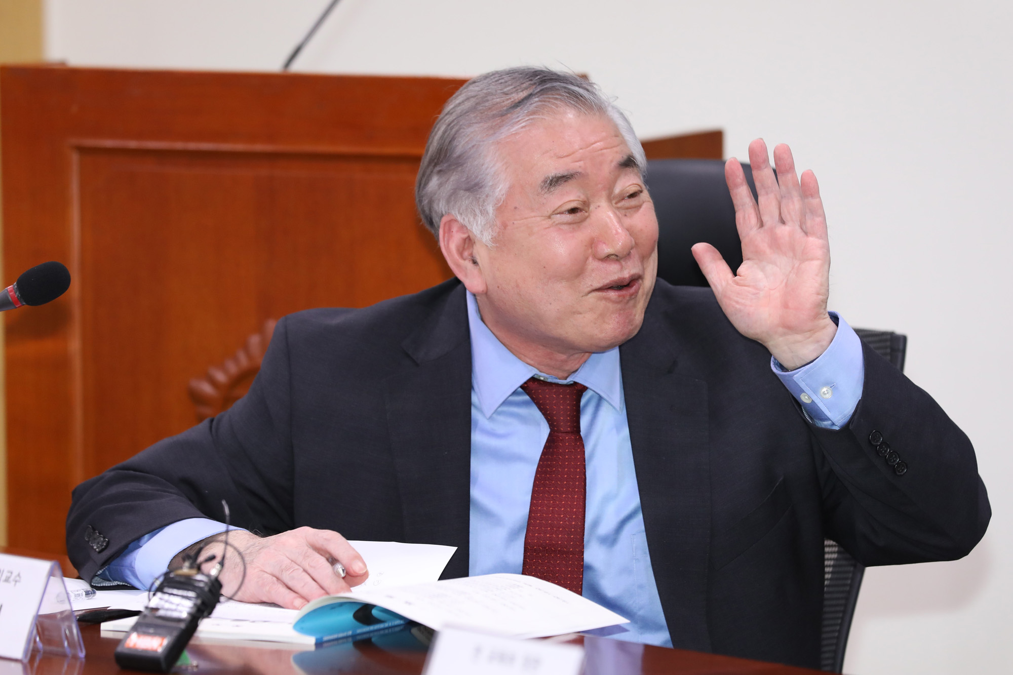 정치국회;문정인특보