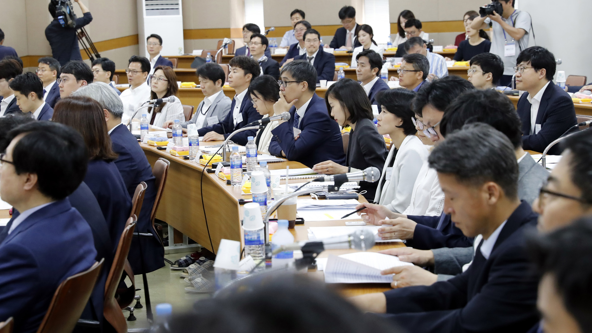정부;사법부;법관;법관회의;전국법관회의;사법연수원