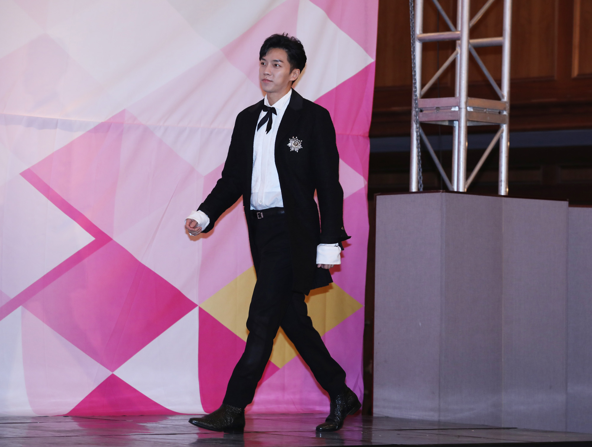 이승기;이홍기;치타;배윤정;최영준;메이제이 리;akb48;프로듀스;프로듀스48